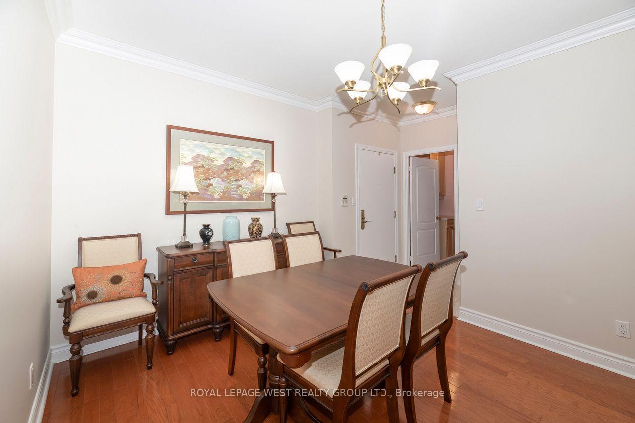 Photo 8 of Unit 302, 1 Lomond Drive, Etobicoke, Islington-City Centre West — HOMEH