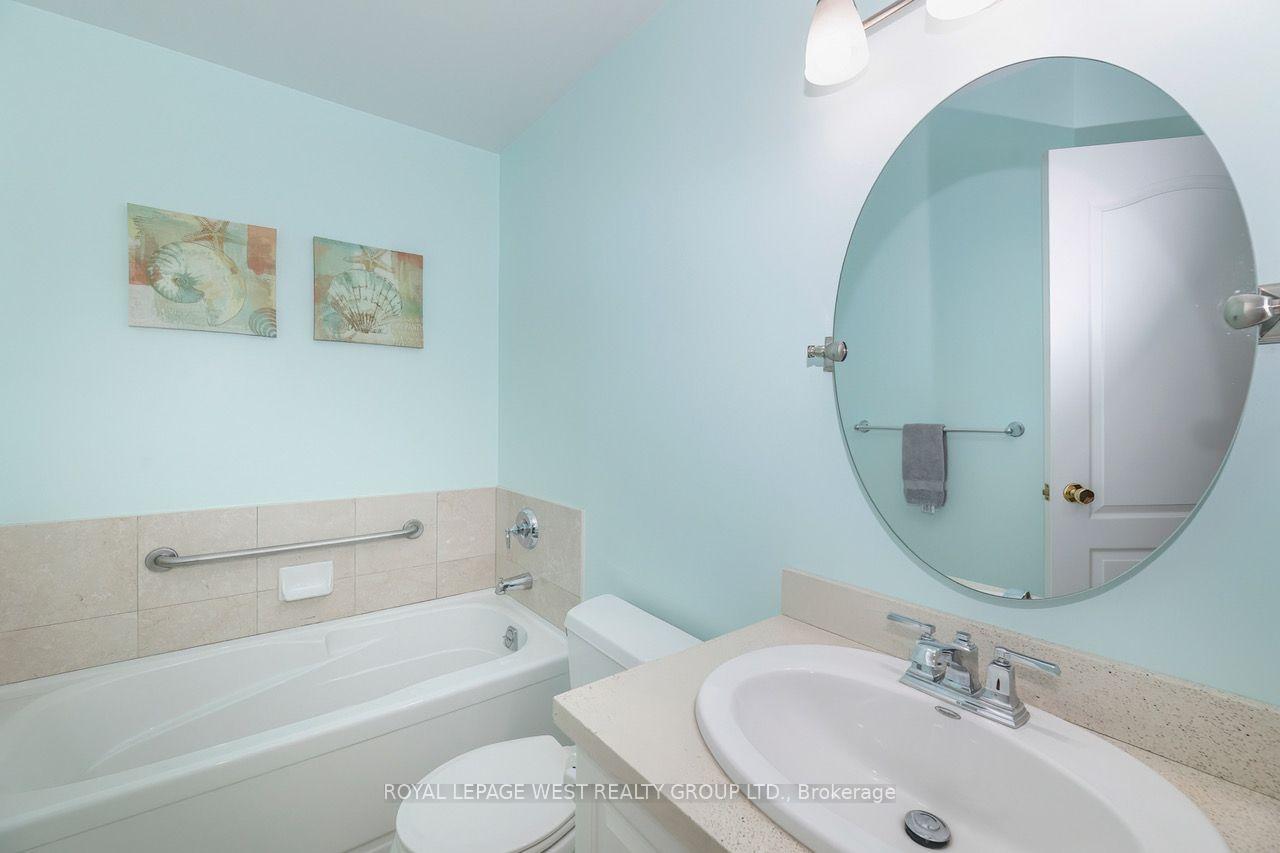 Photo 17 of Unit 302, 1 Lomond Drive, Etobicoke, Islington-City Centre West — HOMEH