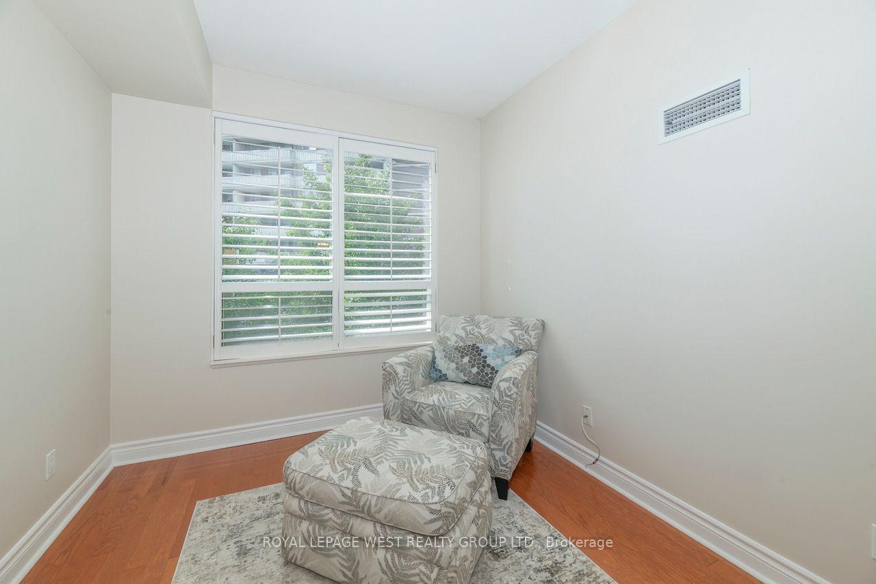 Photo 18 of Unit 302, 1 Lomond Drive, Etobicoke, Islington-City Centre West — HOMEH