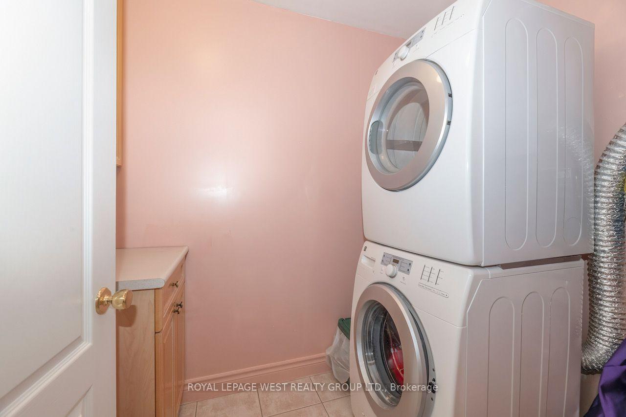 Photo 21 of Unit 302, 1 Lomond Drive, Etobicoke, Islington-City Centre West — HOMEH