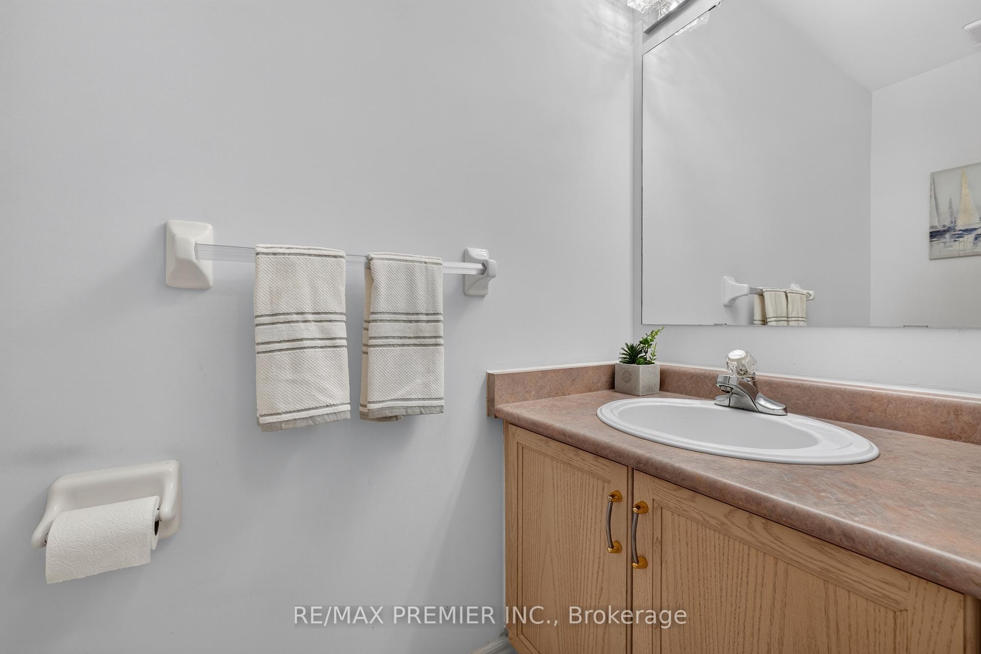 Photo 17 of 47 Milloy Place, Aurora, Aurora Grove — HOMEH
