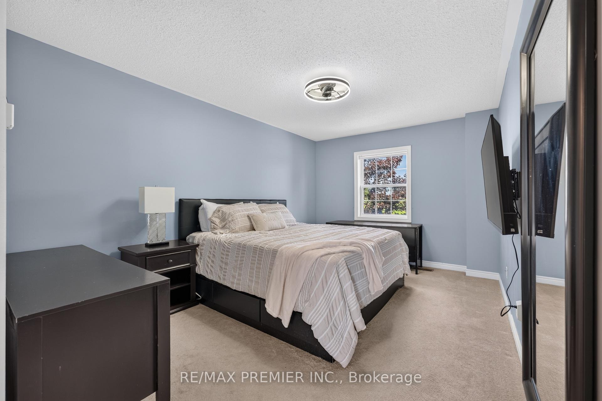 Photo 18 of 47 Milloy Place, Aurora, Aurora Grove — HOMEH