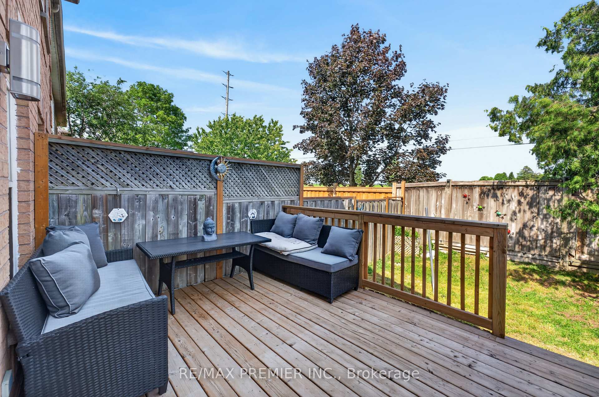 Photo 24 of 47 Milloy Place, Aurora, Aurora Grove — HOMEH