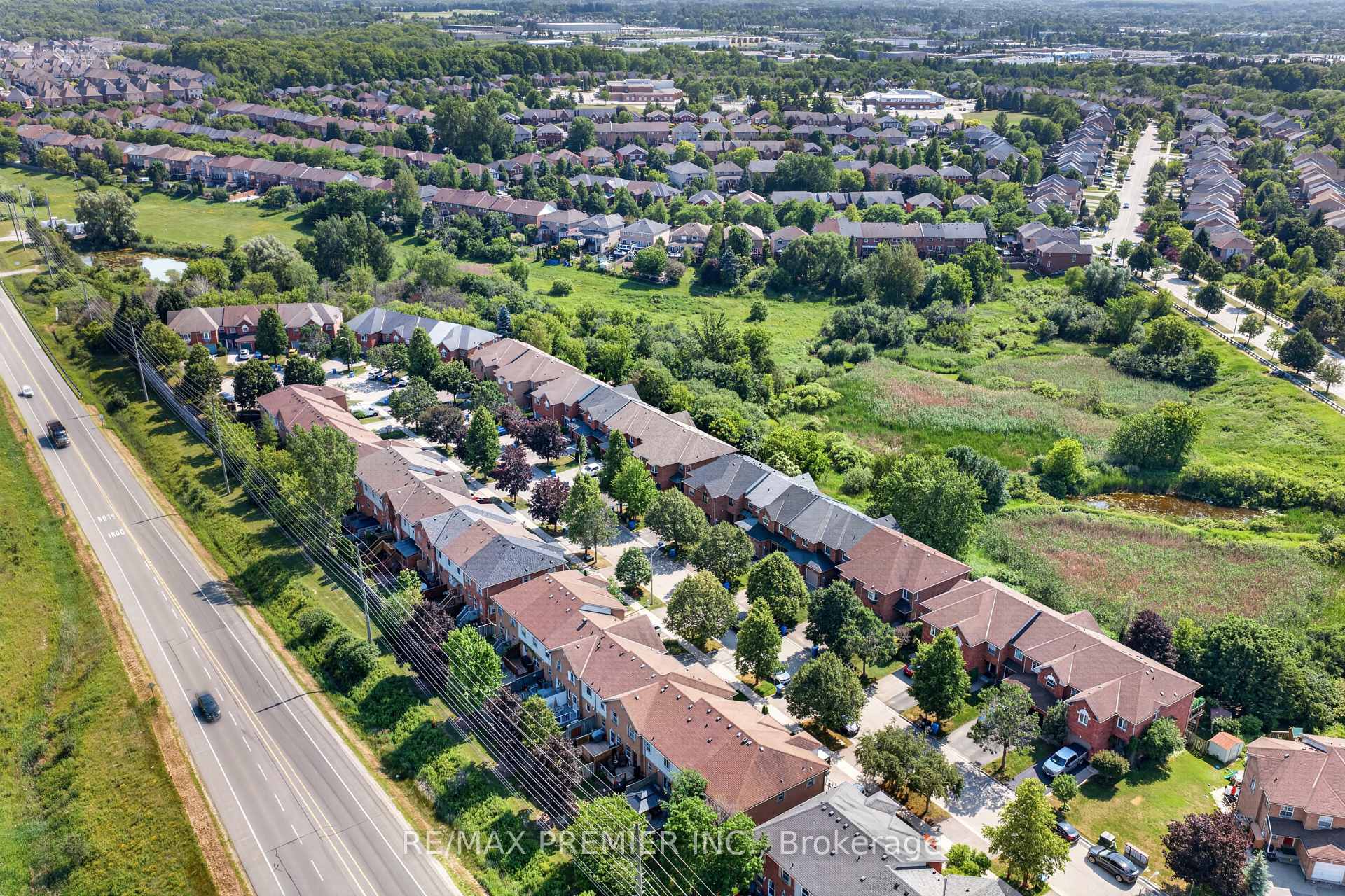 Photo 28 of 47 Milloy Place, Aurora, Aurora Grove — HOMEH