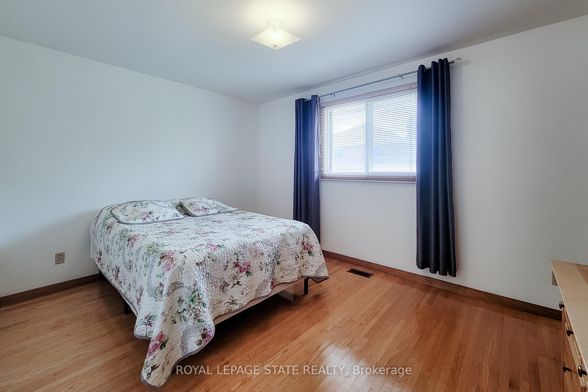 Photo 22 of 276 Greencedar Drive, Hamilton, Gurnett — HOMEH