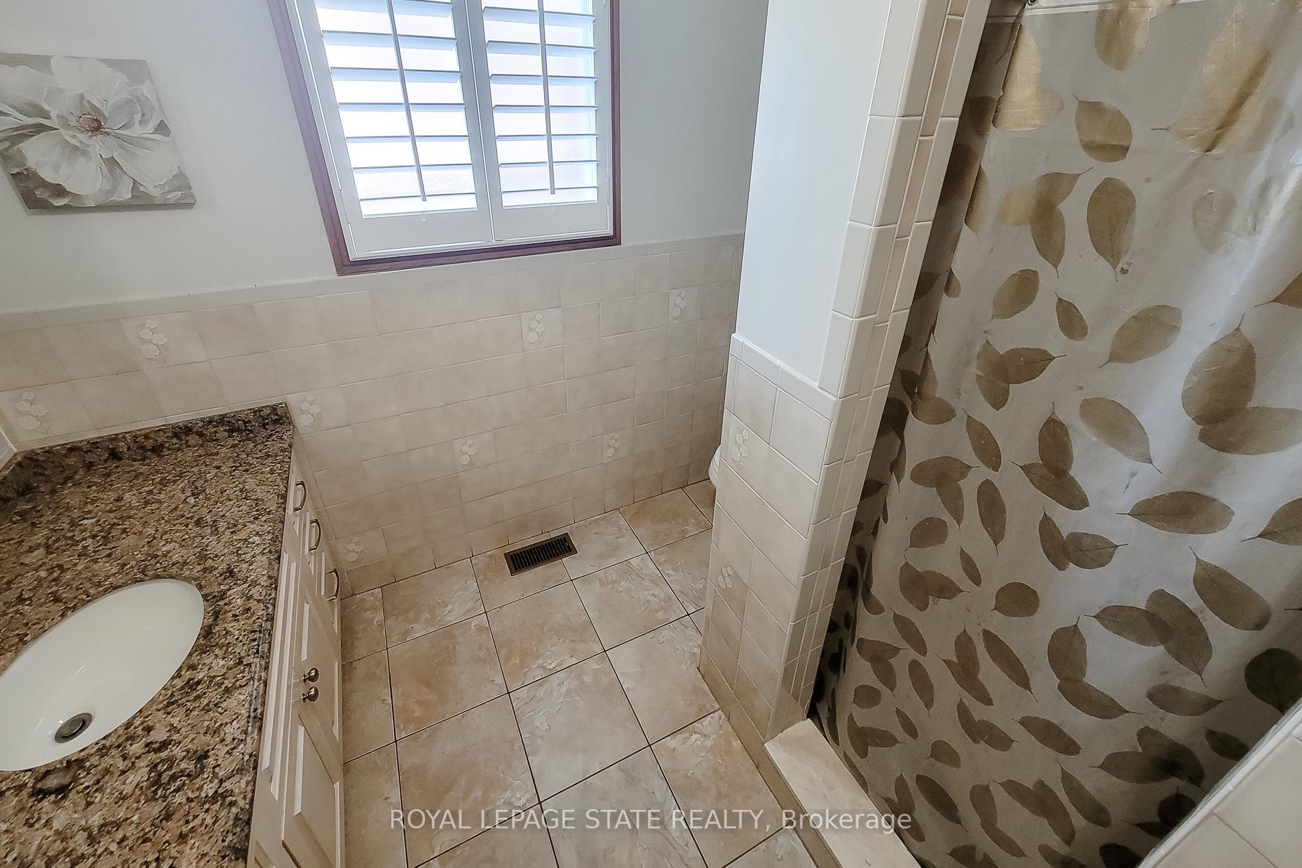 Photo 28 of 276 Greencedar Drive, Hamilton, Gurnett — HOMEH