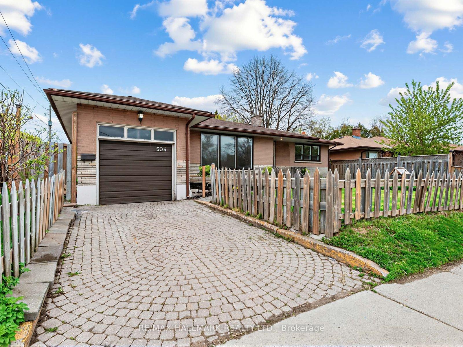 Photo 3 of 504 Wilson Road S, Oshawa, Central — HOMEH