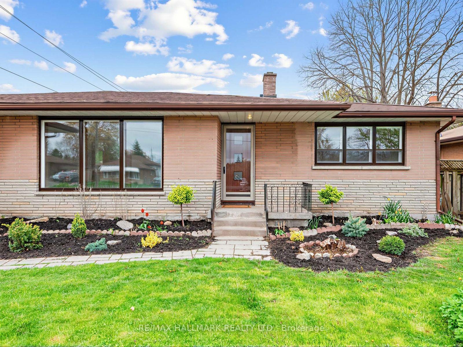 Photo 6 of 504 Wilson Road S, Oshawa, Central — HOMEH