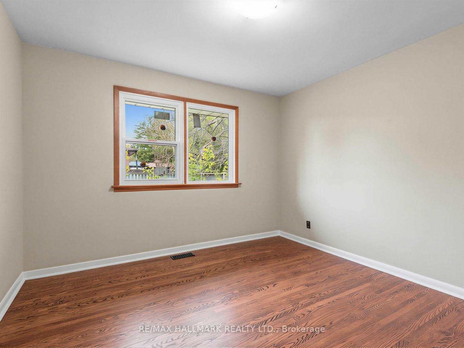 Photo 45 of 504 Wilson Road S, Oshawa, Central — HOMEH