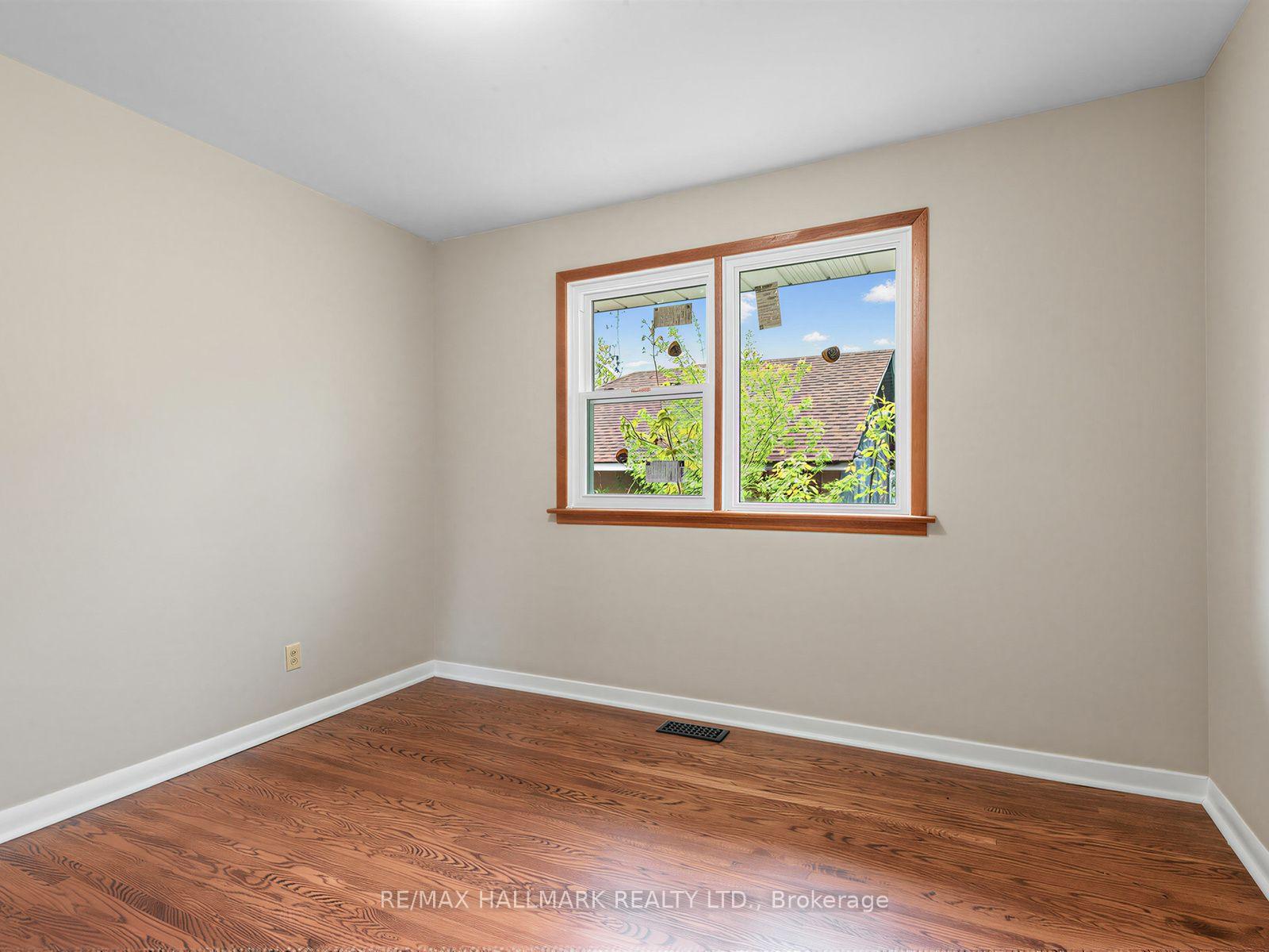 Photo 48 of 504 Wilson Road S, Oshawa, Central — HOMEH