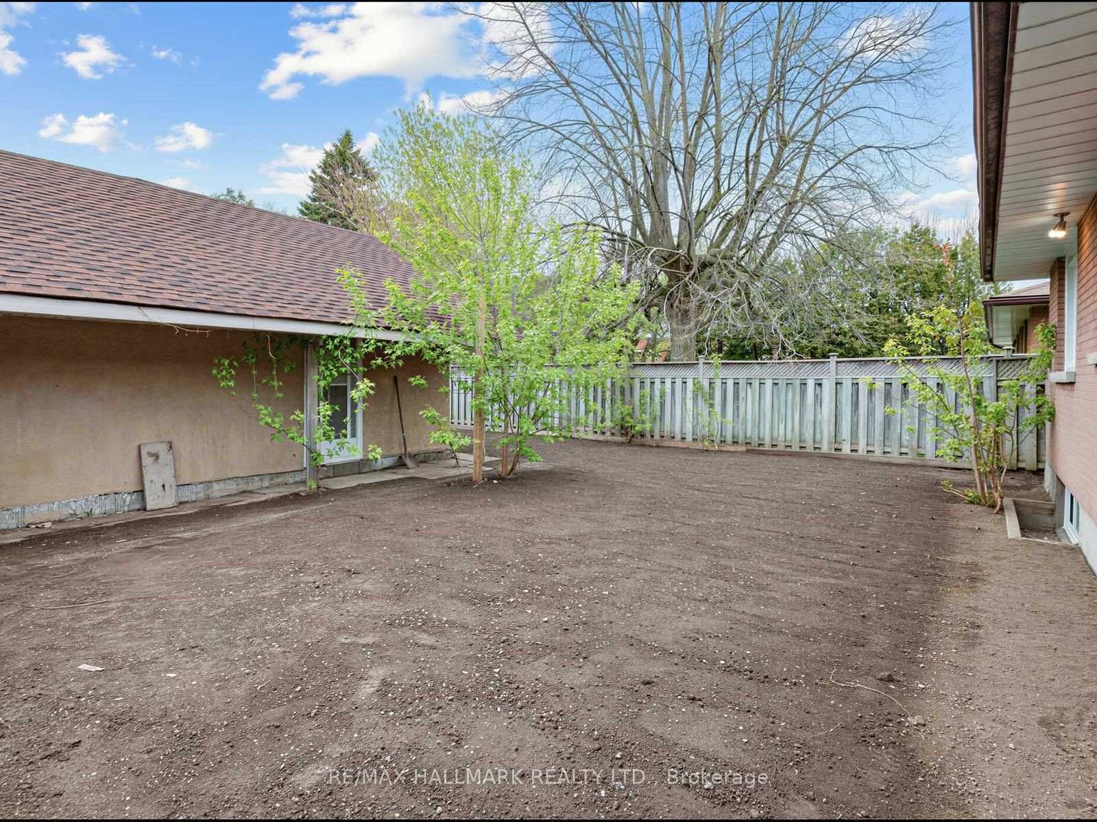 Photo 66 of 504 Wilson Road S, Oshawa, Central — HOMEH