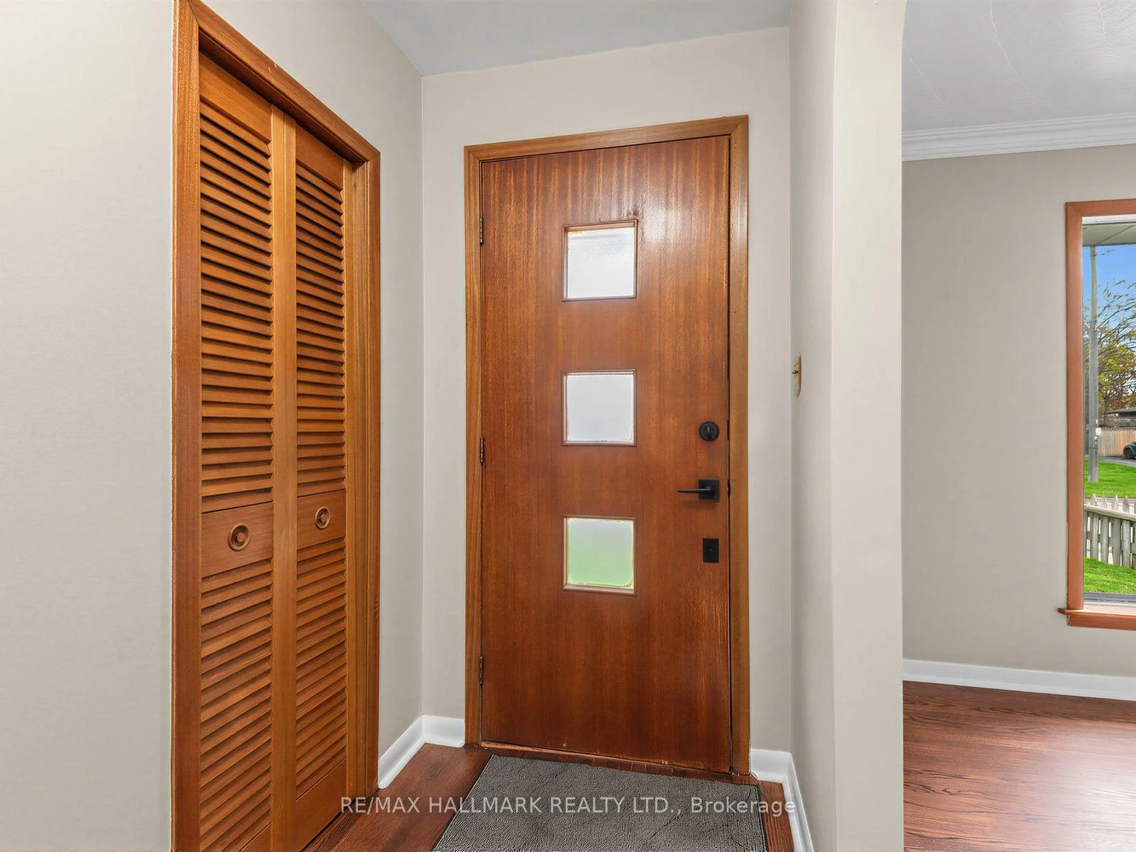Photo 56 of 504 Wilson Road S, Oshawa, Central — HOMEH