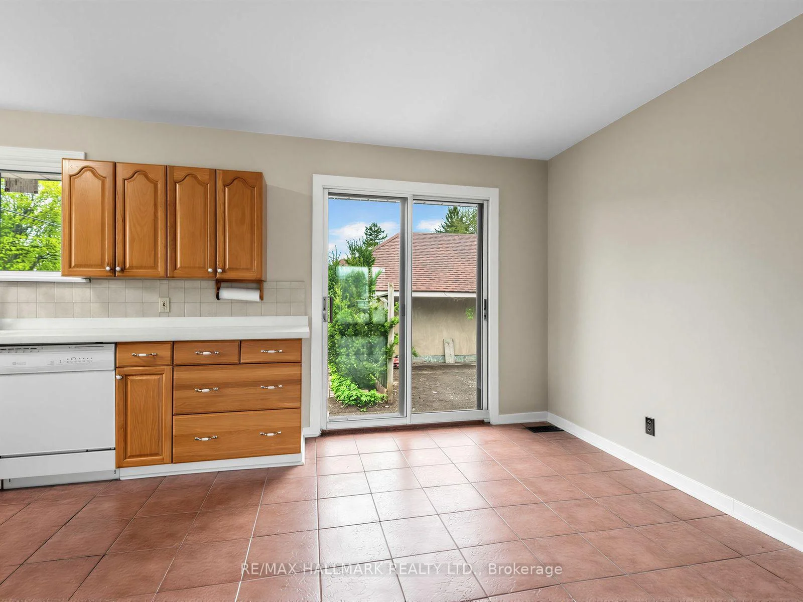 Photo 81 of 504 Wilson Road S, Oshawa, Central — HOMEH