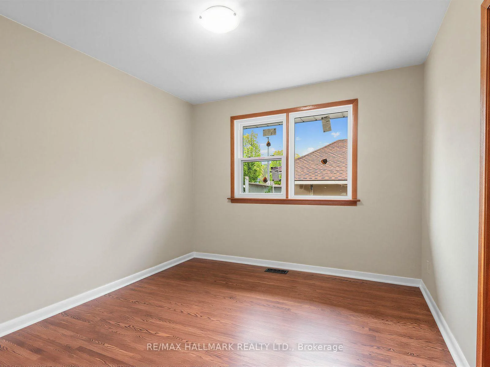 Photo 89 of 504 Wilson Road S, Oshawa, Central — HOMEH