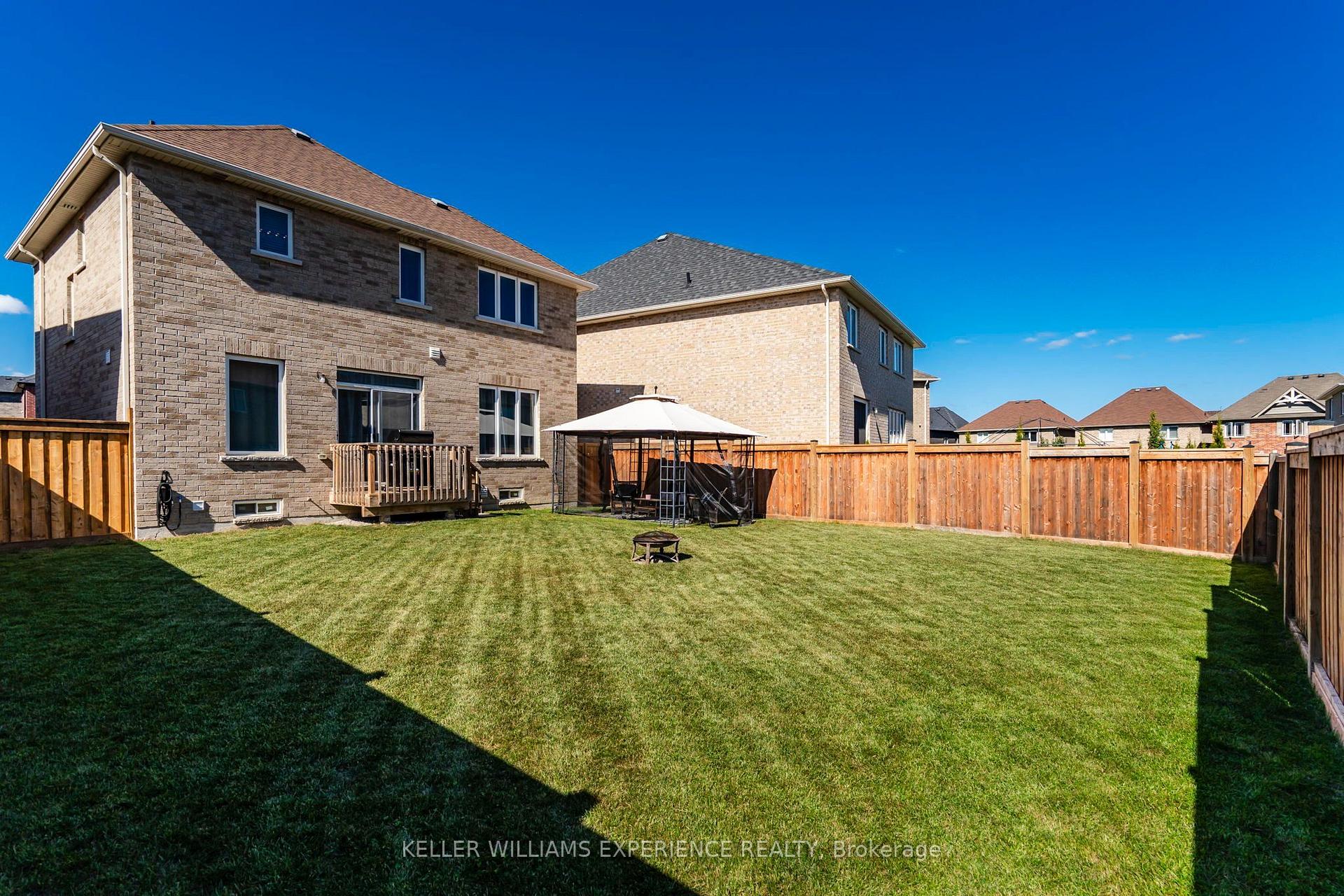 Photo 23 of 780 Green Street, Innisfil, Lefroy — HOMEH