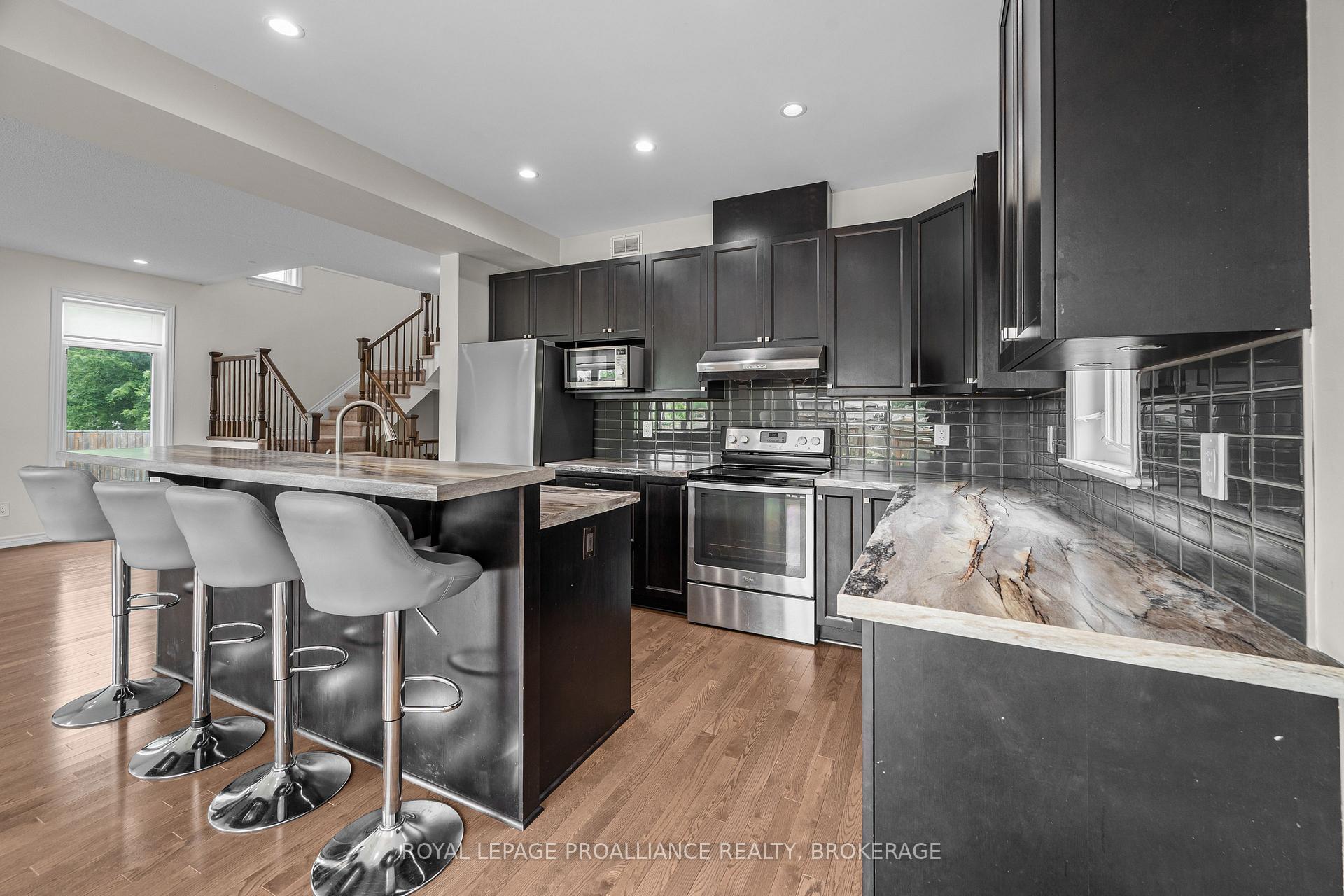 Photo 15 of 1397 Waterside Way, Kingston, Kingston East (Incl Barret Crt) — HOMEH