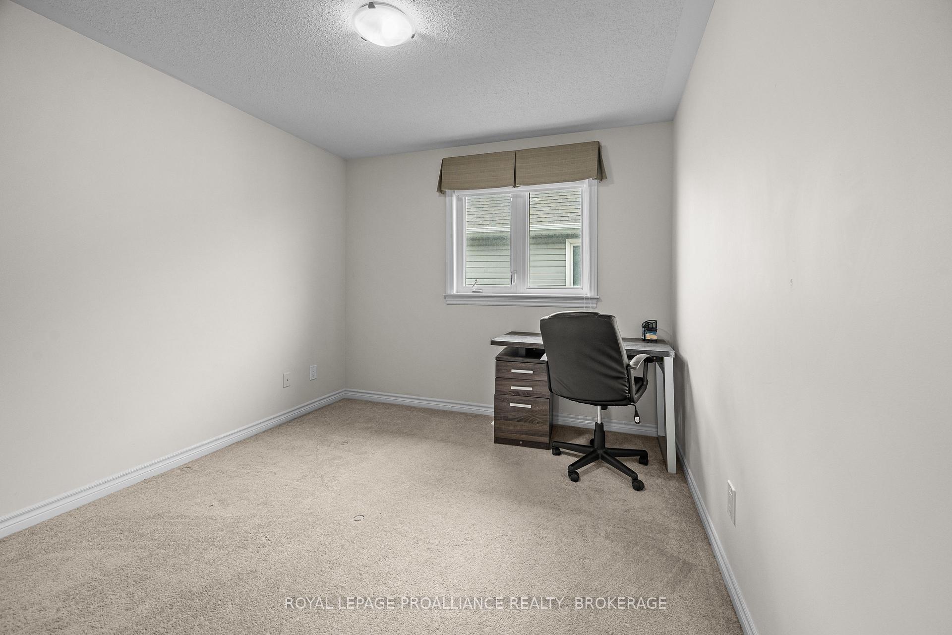 Photo 30 of 1397 Waterside Way, Kingston, Kingston East (Incl Barret Crt) — HOMEH