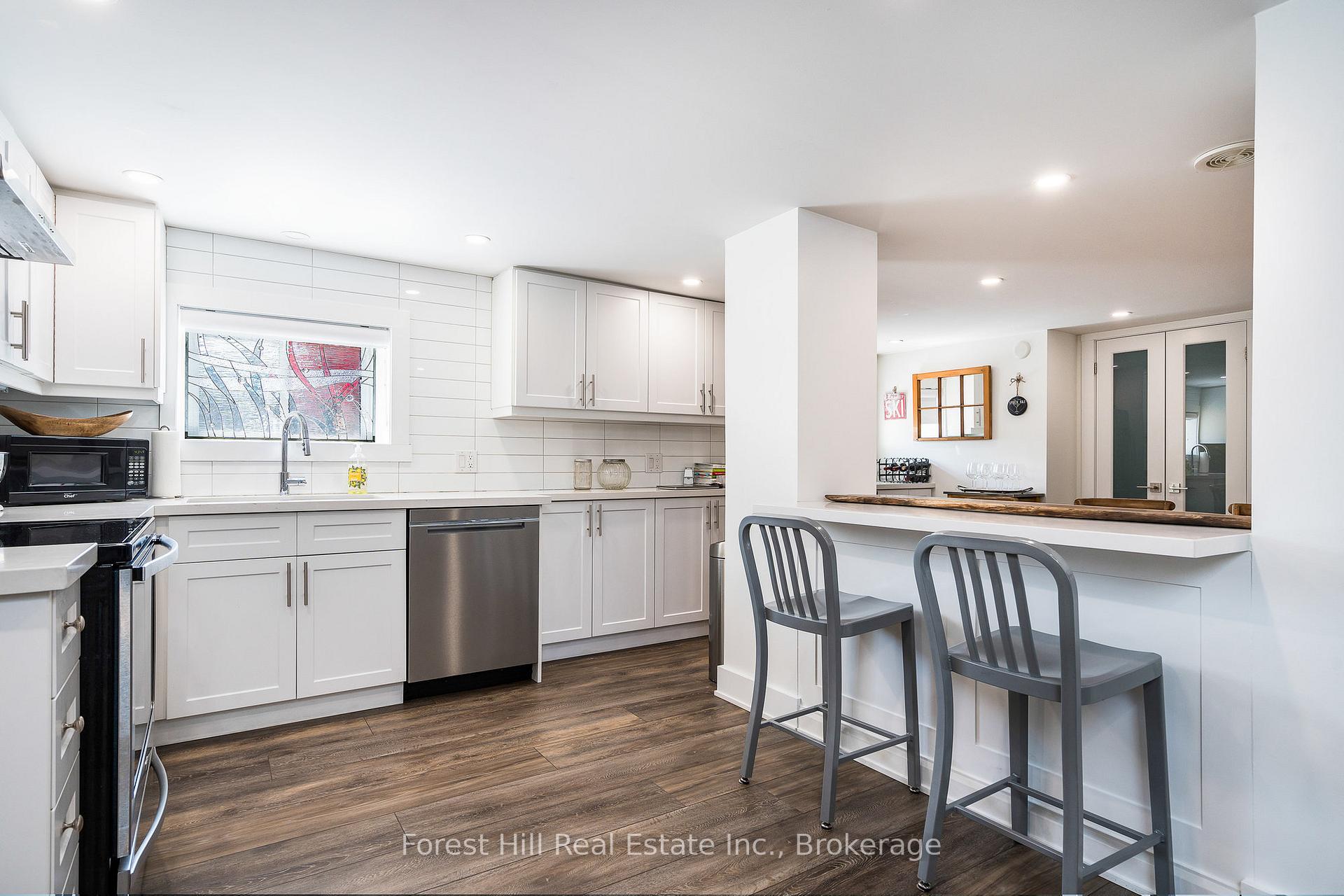 Photo 33 of 72 Third Street, Collingwood — HOMEH