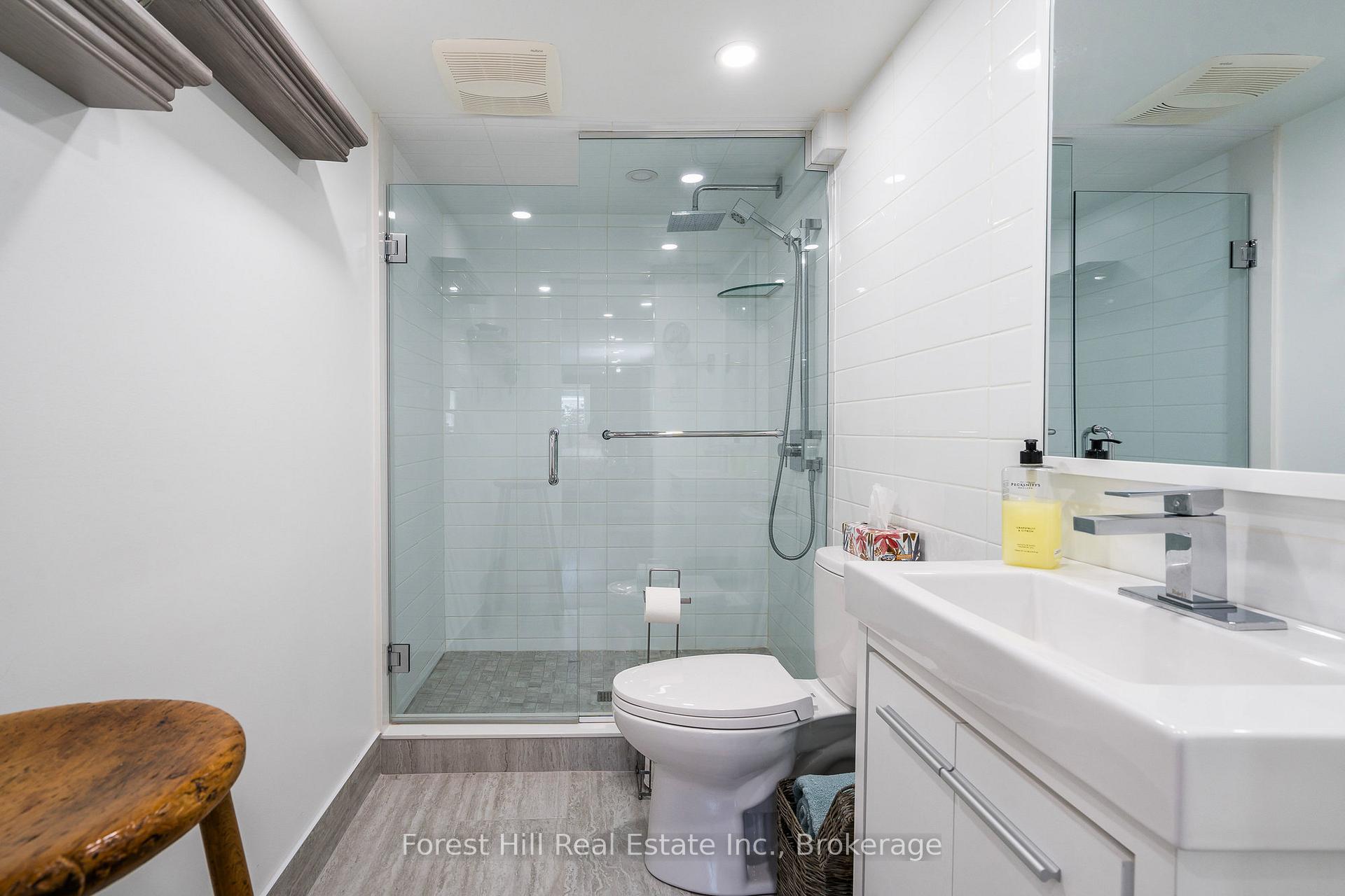 Photo 37 of 72 Third Street, Collingwood — HOMEH
