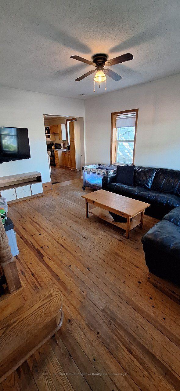 Photo 4 of 151 David Street, Gravenhurst, Muskoka (S) — HOMEH