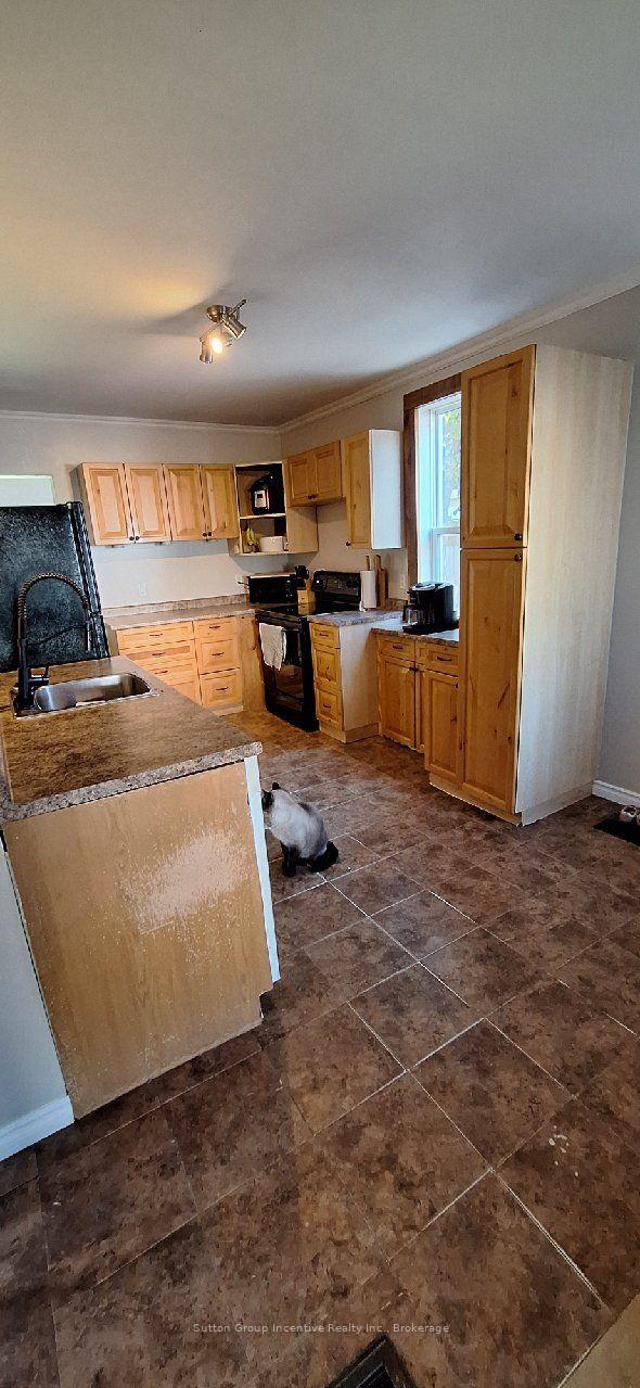 Photo 5 of 151 David Street, Gravenhurst, Muskoka (S) — HOMEH