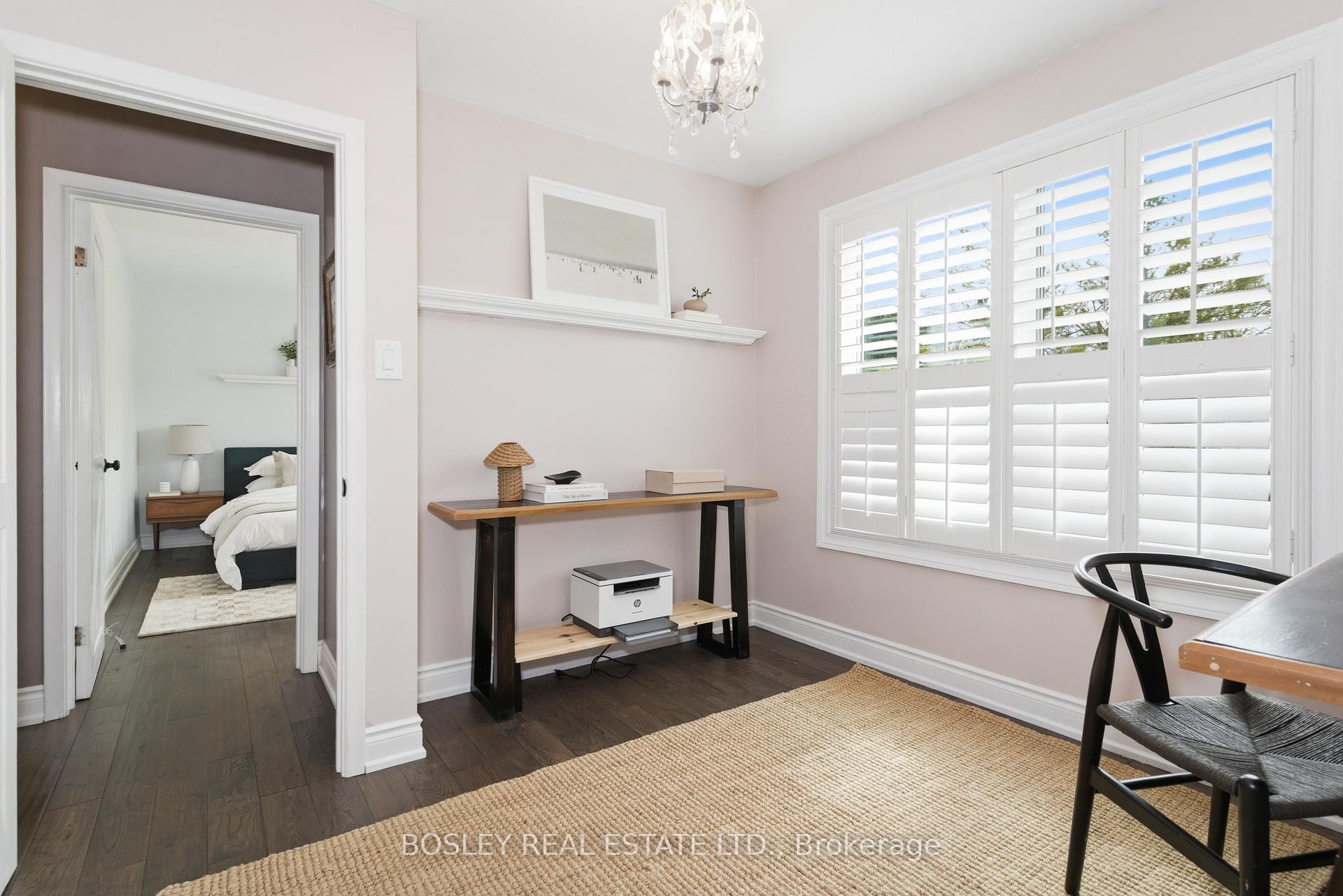 Photo 20 of 18 Tetbury Crescent, North York, Parkwoods-Donalda — HOMEH