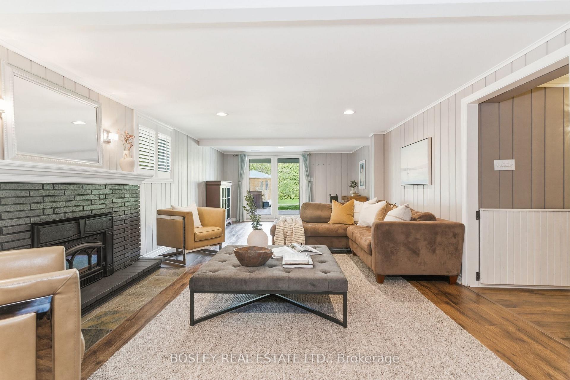 Photo 23 of 18 Tetbury Crescent, North York, Parkwoods-Donalda — HOMEH