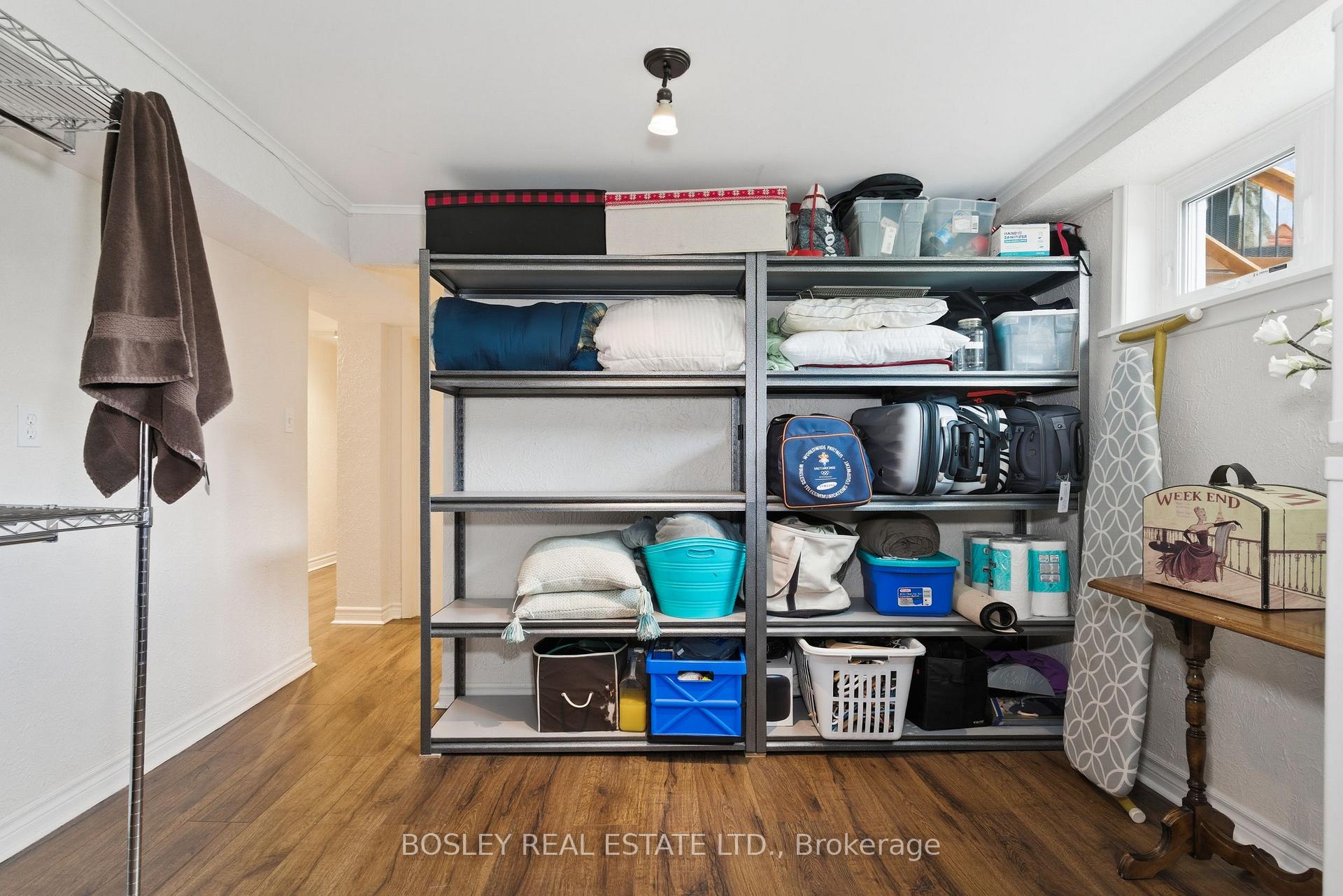Photo 31 of 18 Tetbury Crescent, North York, Parkwoods-Donalda — HOMEH