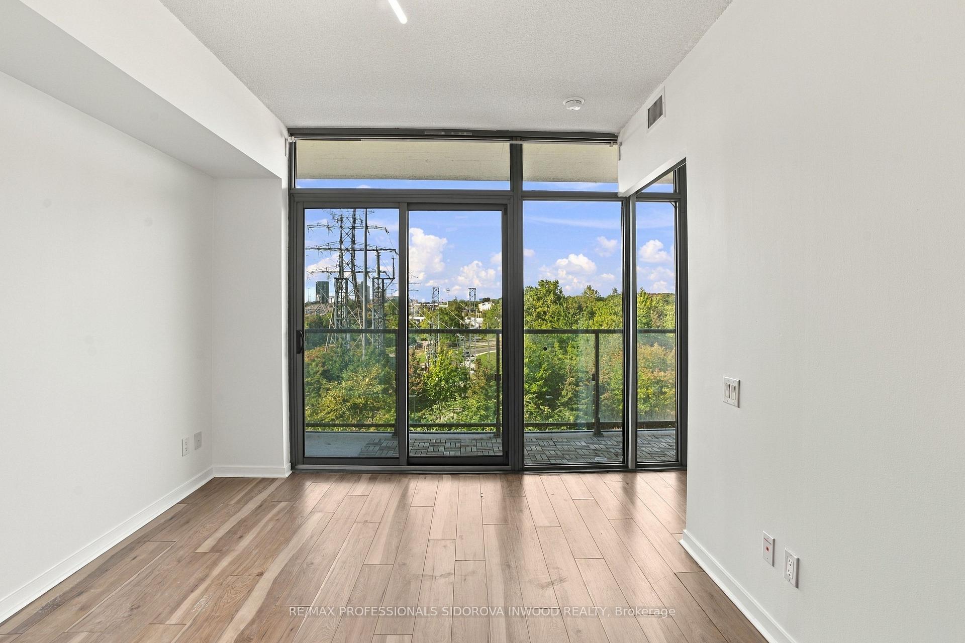 Photo 9 of Unit 404, 105 The Queensway Avenue, Toronto, High Park-Swansea — HOMEH