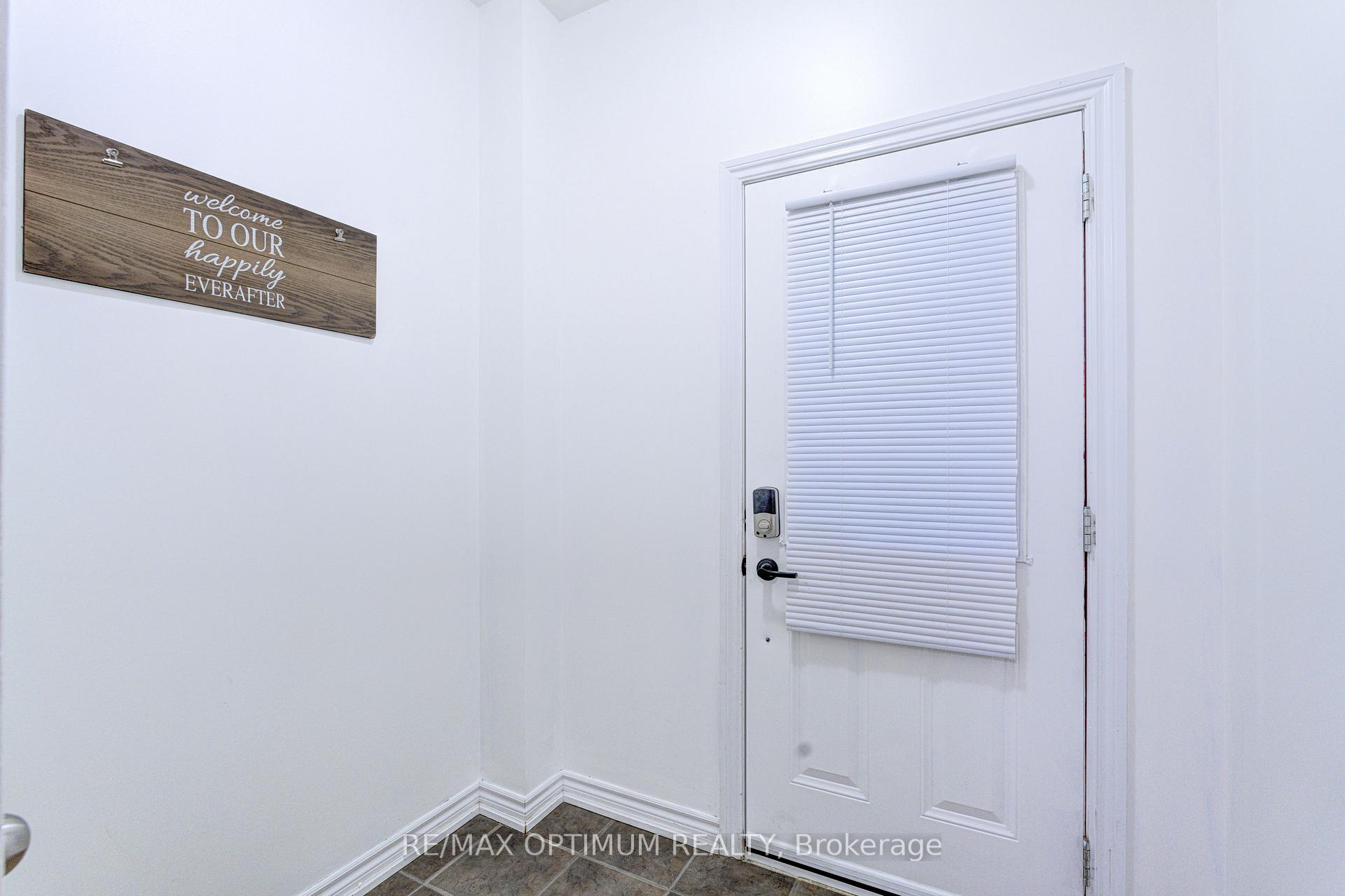 Photo 2 of 23 Bakewell Street, Brampton, Bram West — HOMEH