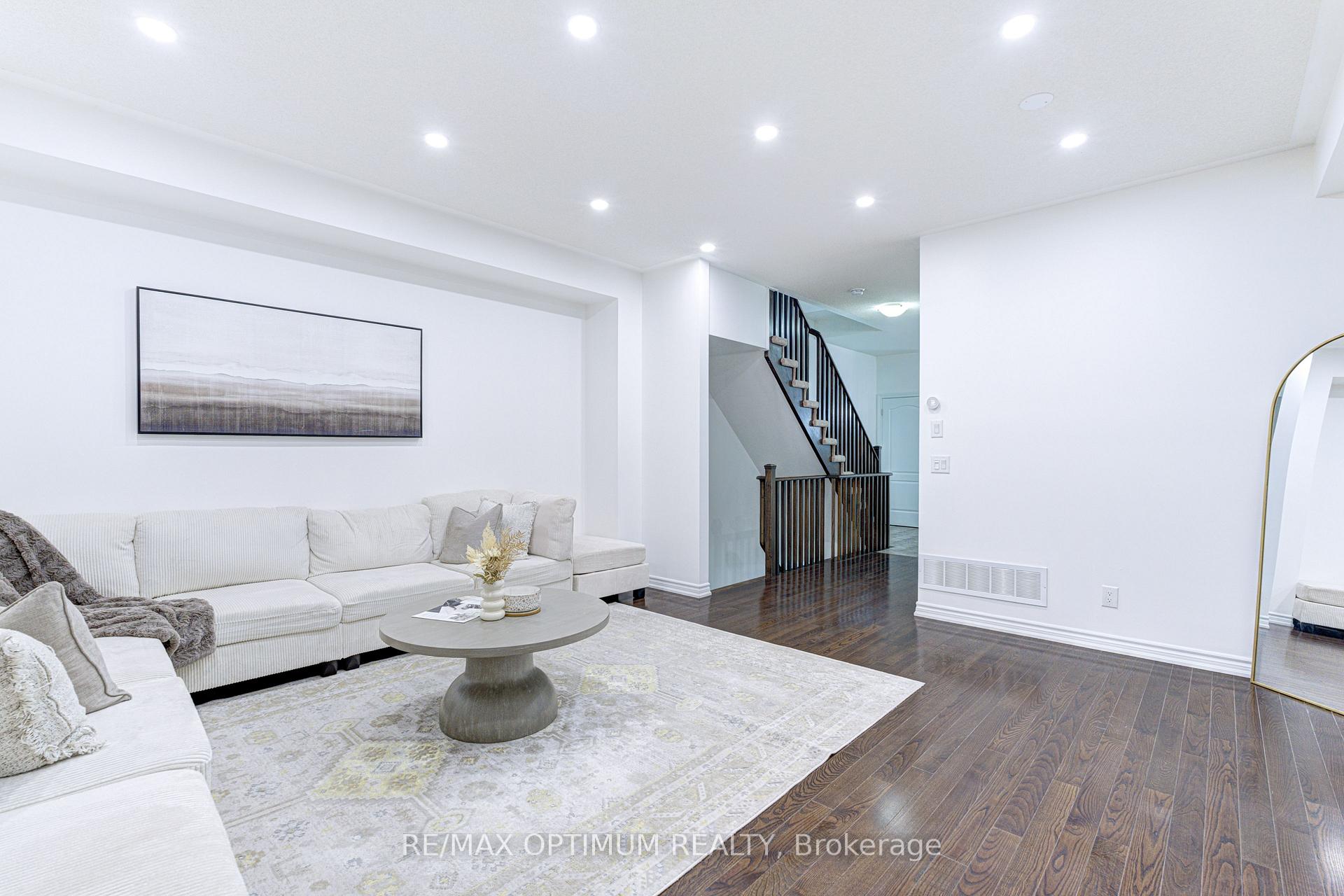Photo 9 of 23 Bakewell Street, Brampton, Bram West — HOMEH