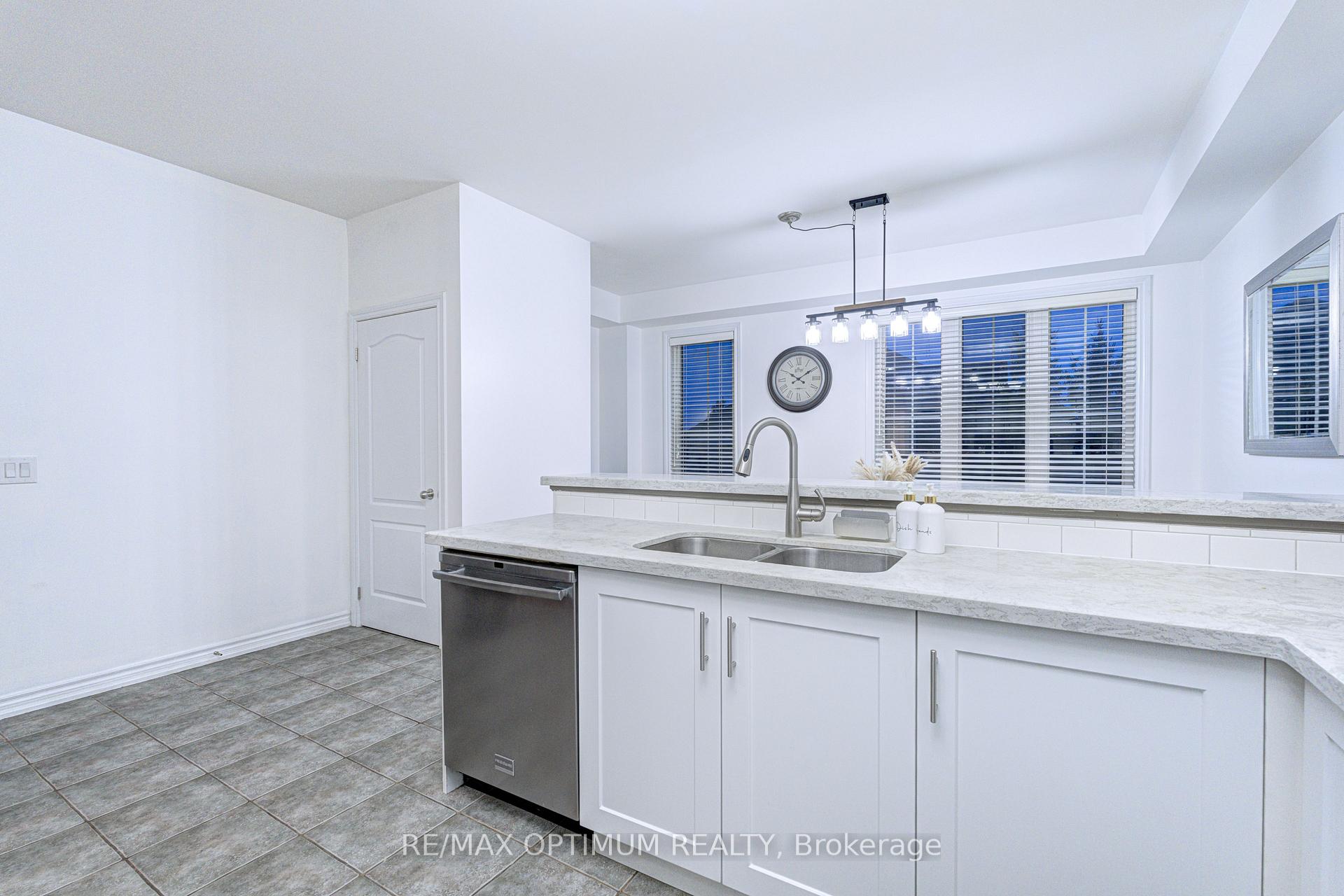 Photo 16 of 23 Bakewell Street, Brampton, Bram West — HOMEH
