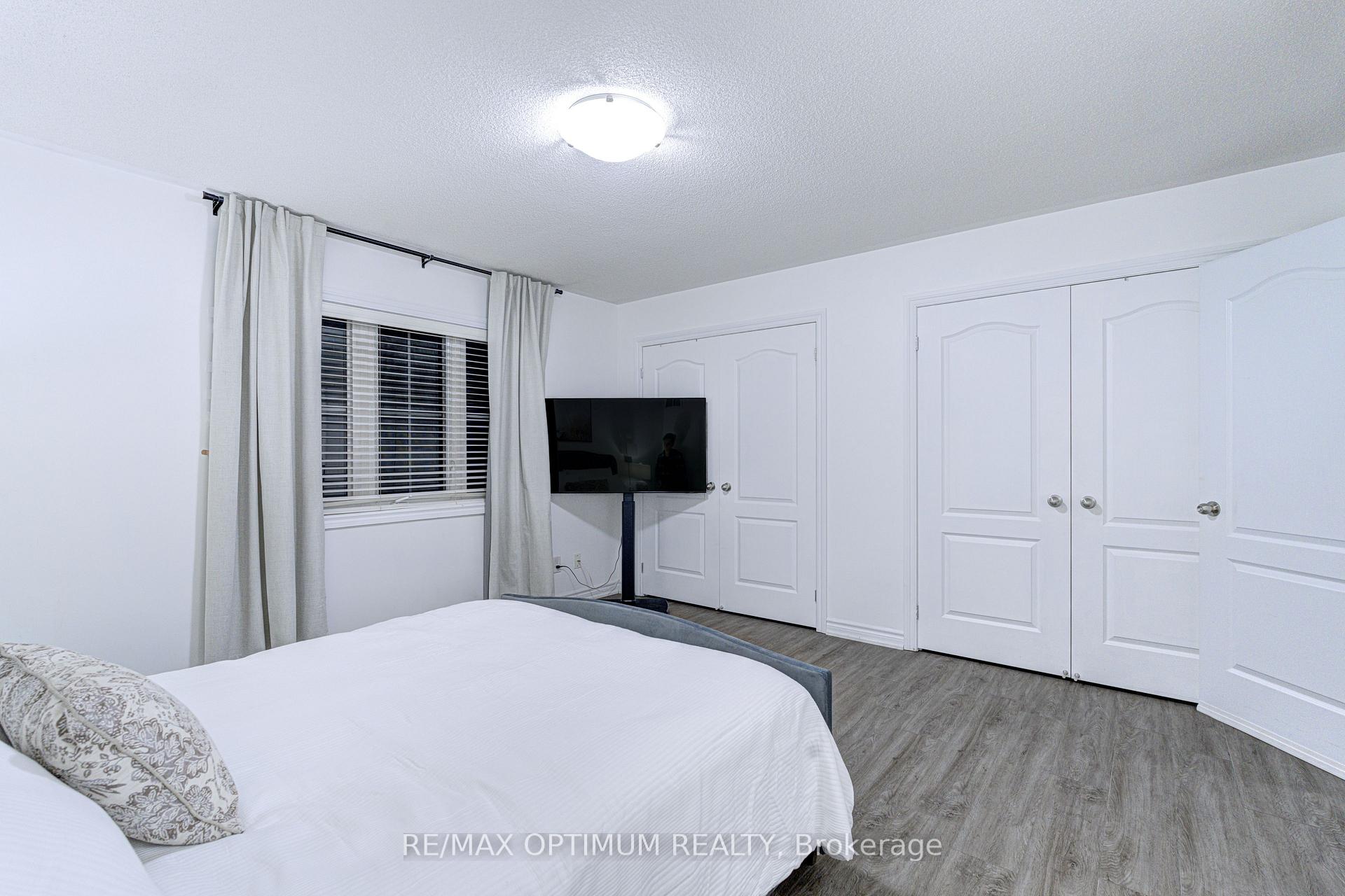 Photo 27 of 23 Bakewell Street, Brampton, Bram West — HOMEH