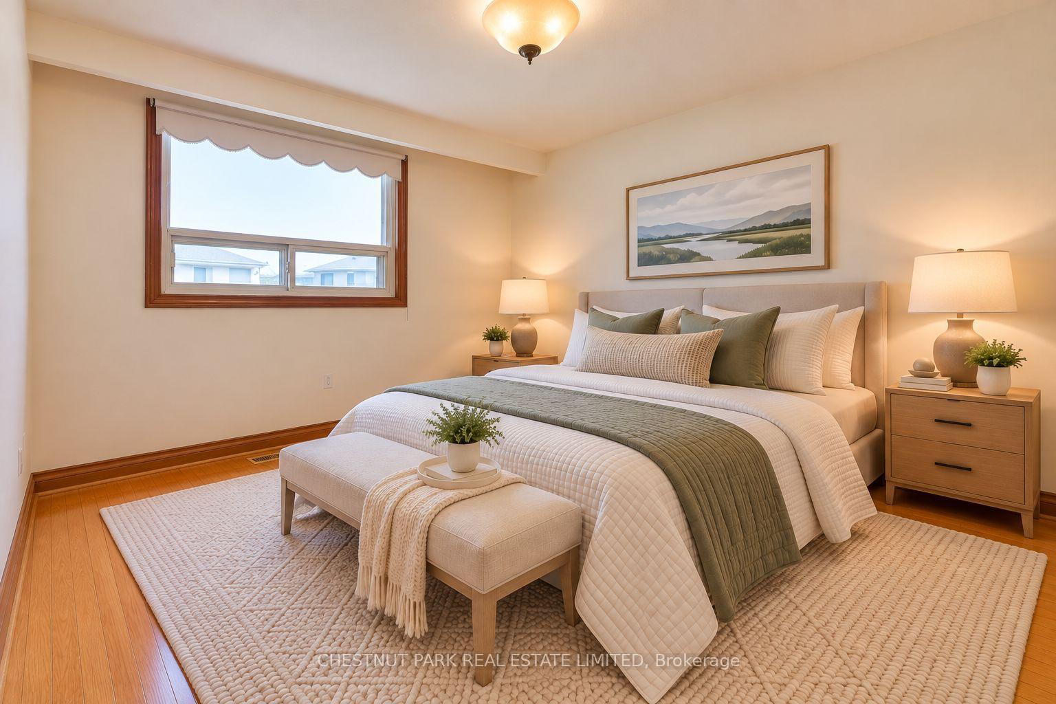 Photo 14 of 28 Charrington Crescent, North York, Glenfield-Jane Heights — HOMEH