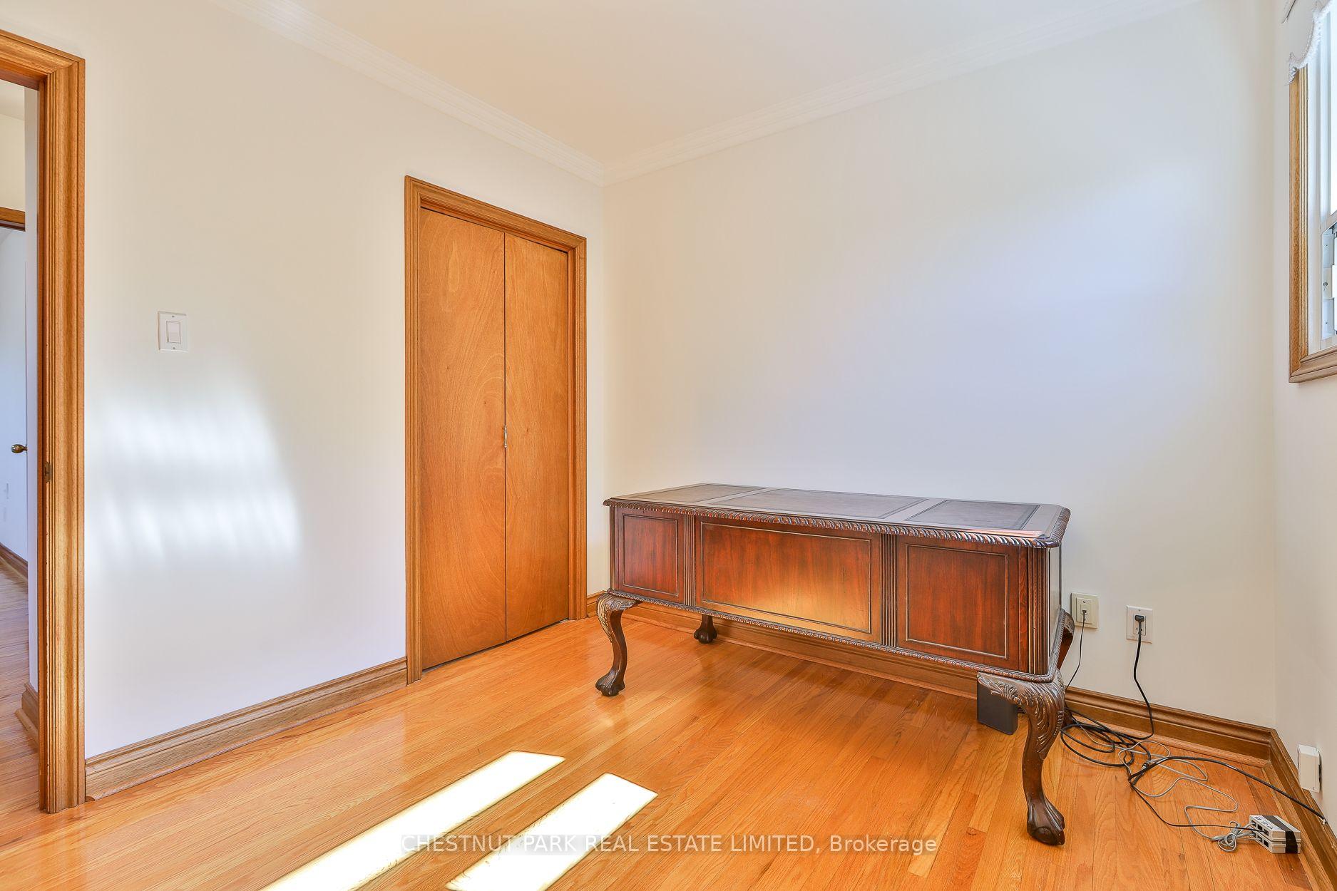 Photo 37 of 28 Charrington Crescent, North York, Glenfield-Jane Heights — HOMEH