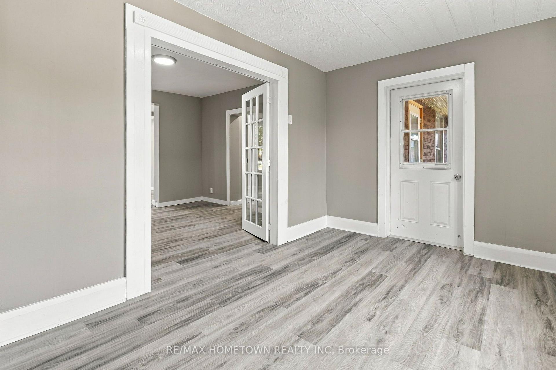Photo 8 of 2022 Dundas Street N, Edwardsburgh/Cardinal, Town of Cardinal — HOMEH
