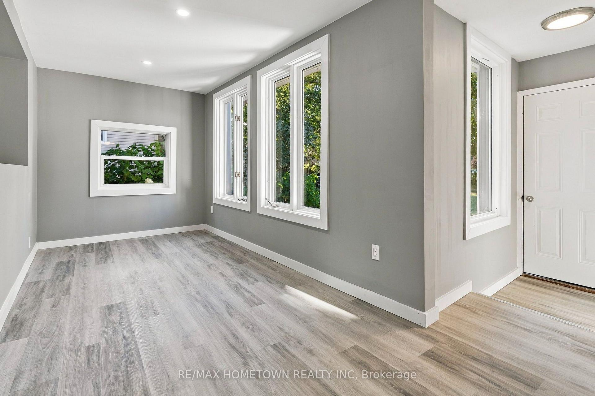 Photo 14 of 2022 Dundas Street N, Edwardsburgh/Cardinal, Town of Cardinal — HOMEH