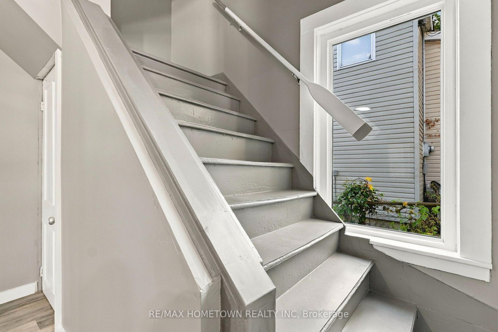 Photo 15 of 2022 Dundas Street N, Edwardsburgh/Cardinal, Town of Cardinal — HOMEH