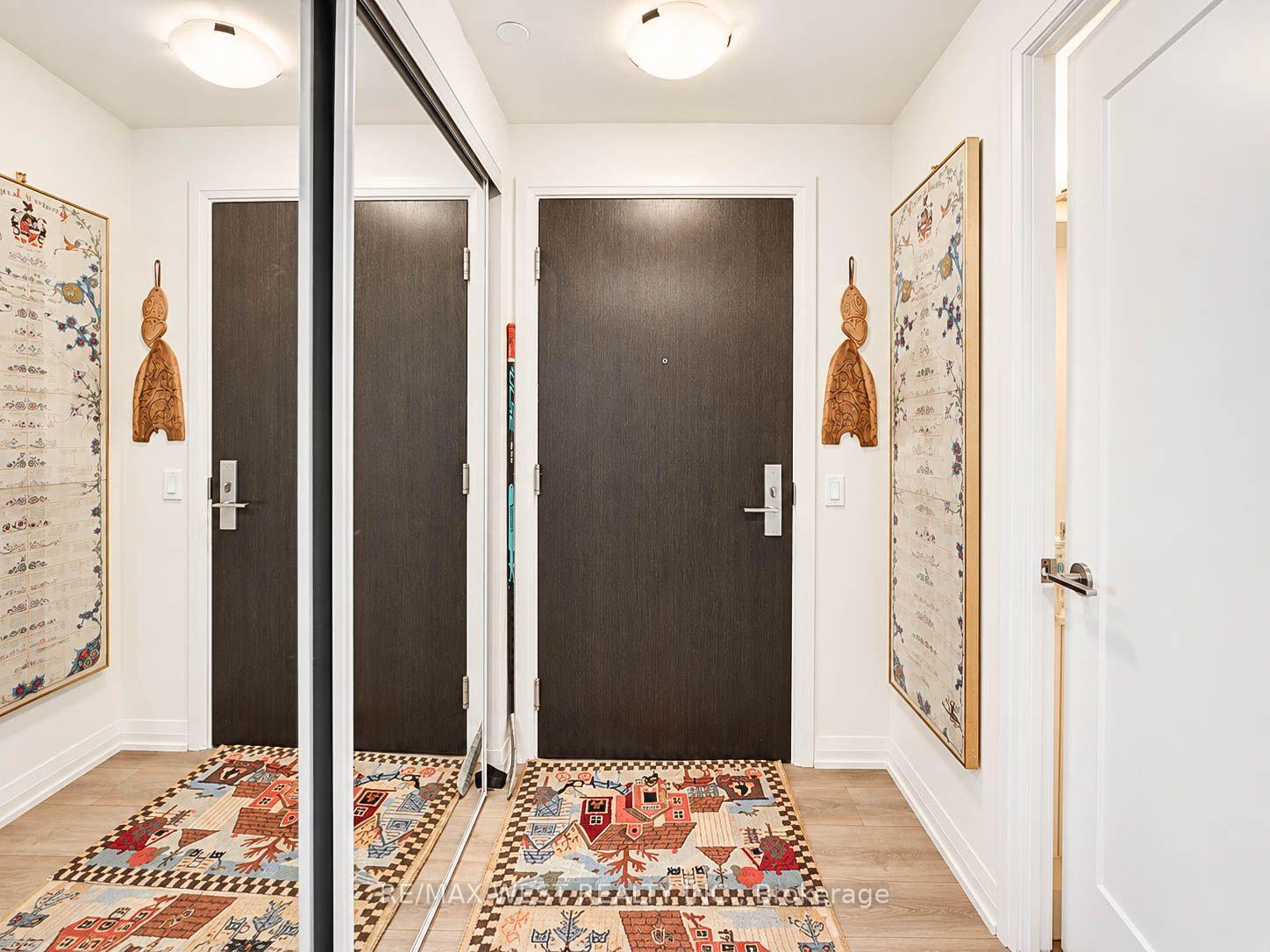 Photo 2 of Unit 1019, 9000 Jane Street, Vaughan, Vellore Village — HOMEH