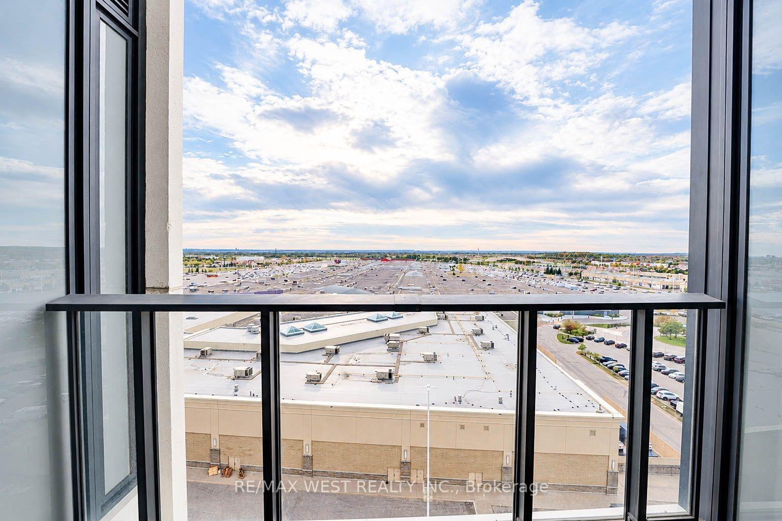 Photo 21 of Unit 1019, 9000 Jane Street, Vaughan, Vellore Village — HOMEH