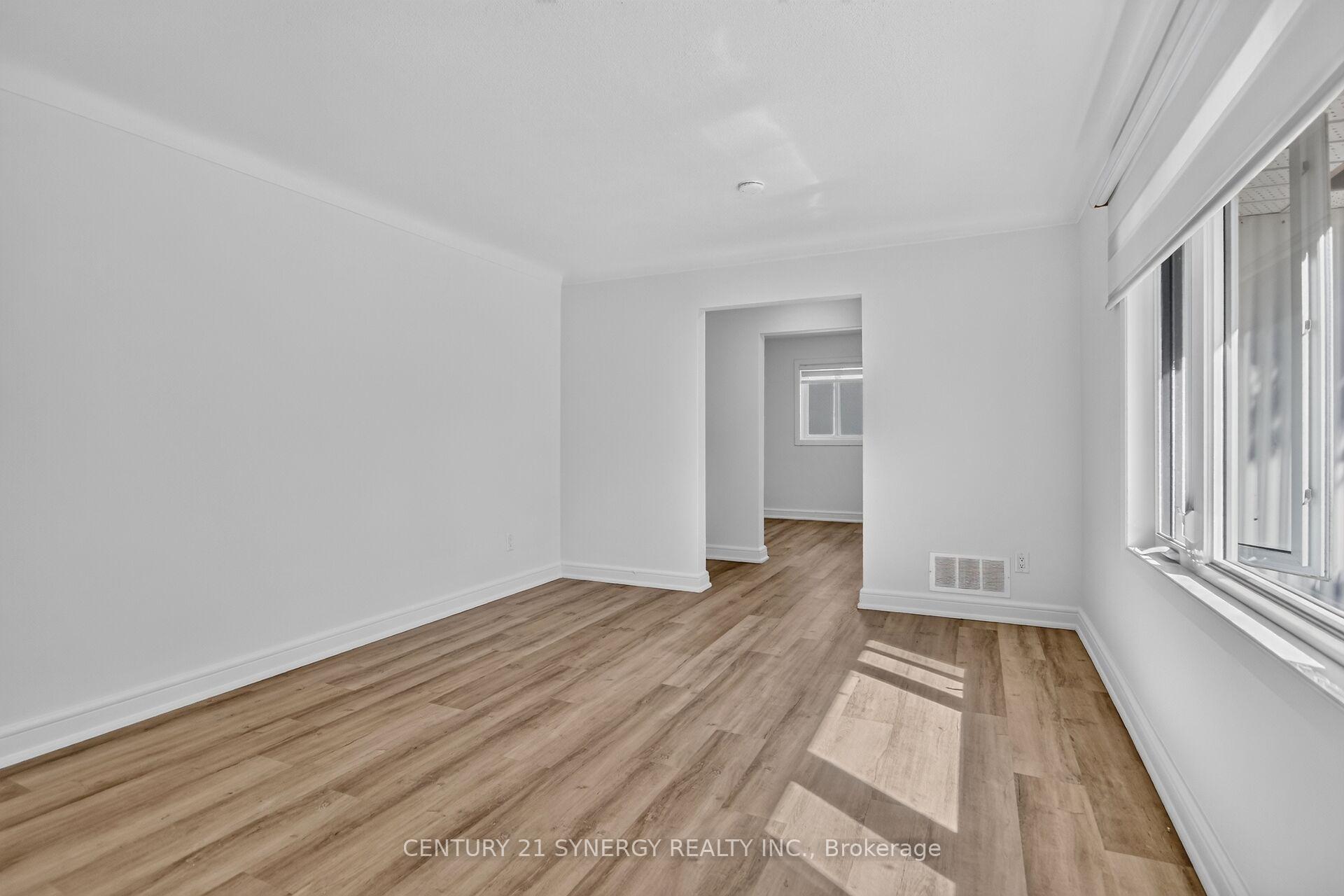 Photo 8 of 7 Norice Street, Ottawa, Meadowlands/Crestview — HOMEH