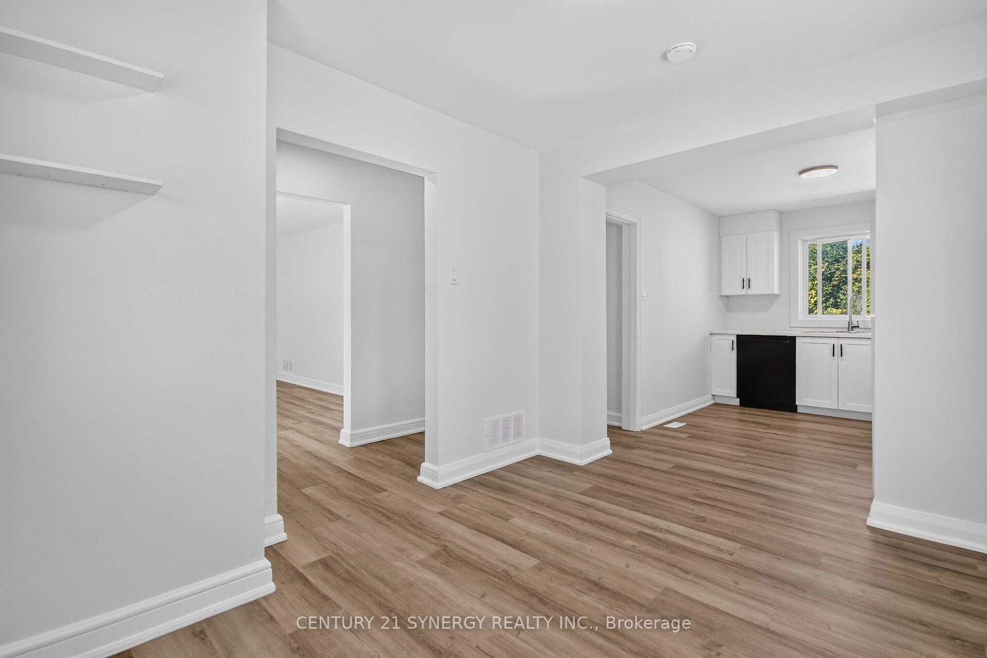 Photo 11 of 7 Norice Street, Ottawa, Meadowlands/Crestview — HOMEH