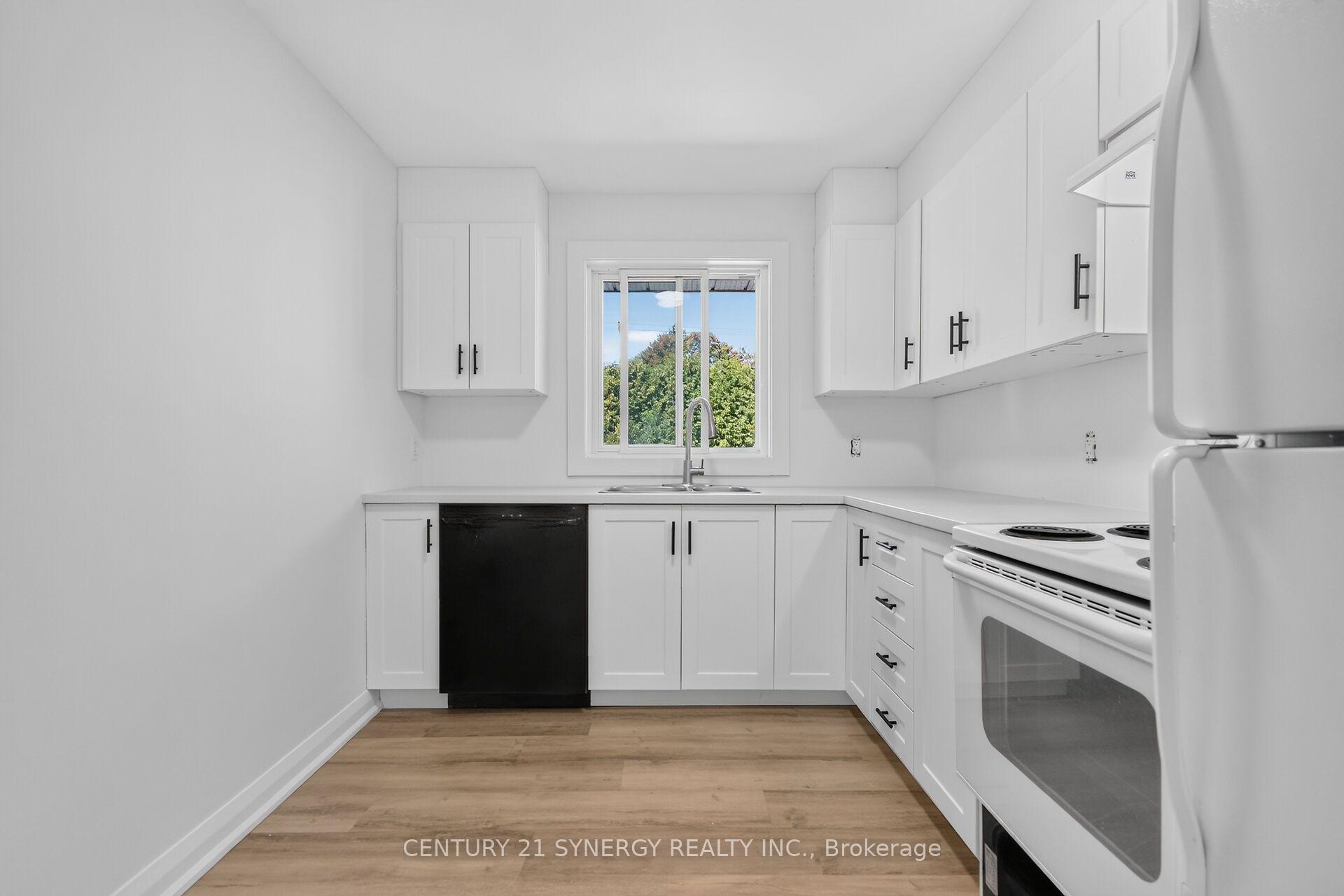 Photo 13 of 7 Norice Street, Ottawa, Meadowlands/Crestview — HOMEH