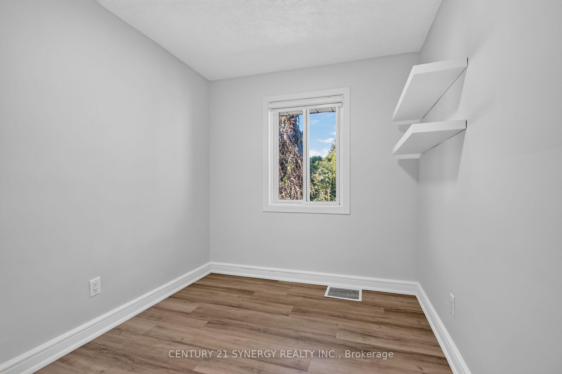 Photo 18 of 7 Norice Street, Ottawa, Meadowlands/Crestview — HOMEH