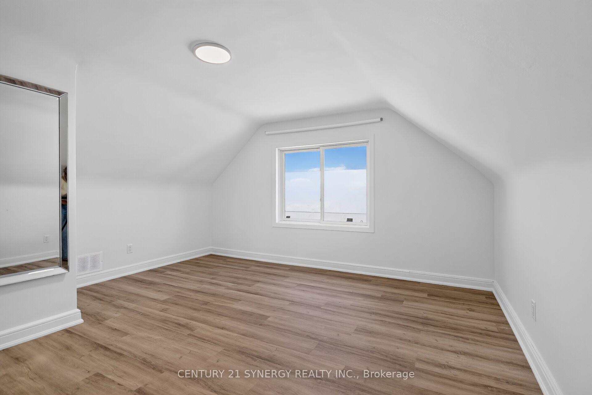 Photo 26 of 7 Norice Street, Ottawa, Meadowlands/Crestview — HOMEH
