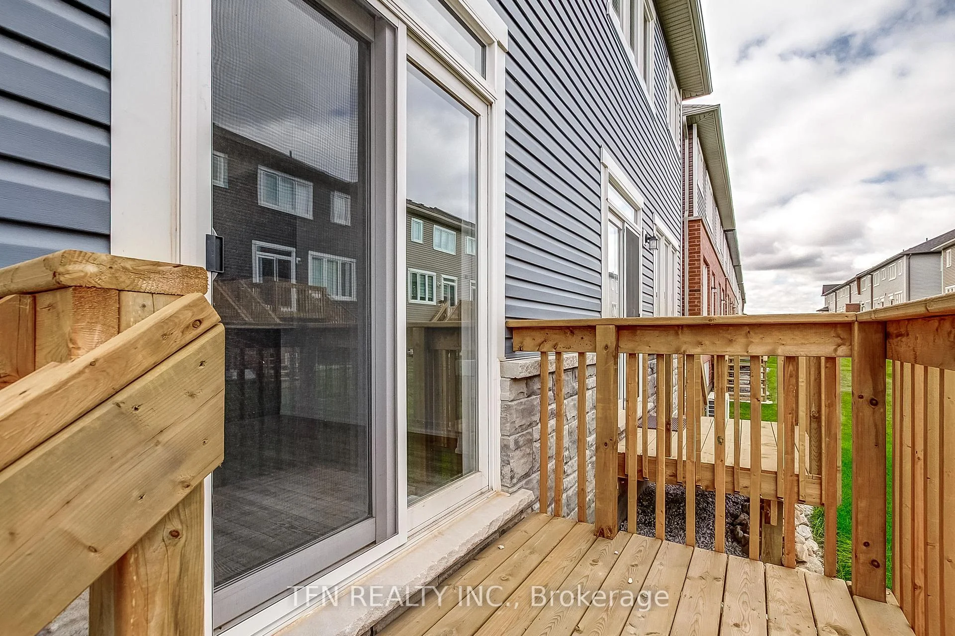 Photo 7 of 134 McGill Avenue, Erin — HOMEH