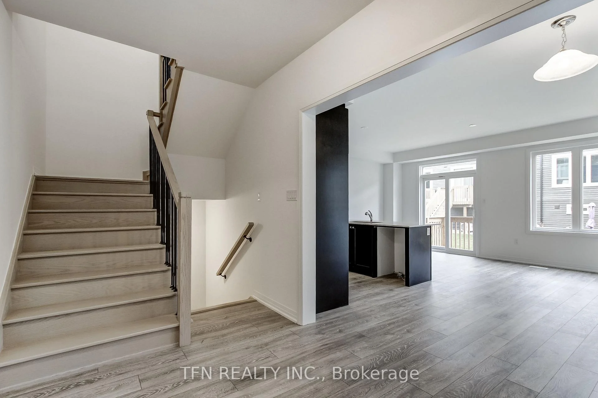 Photo 12 of 134 McGill Avenue, Erin — HOMEH