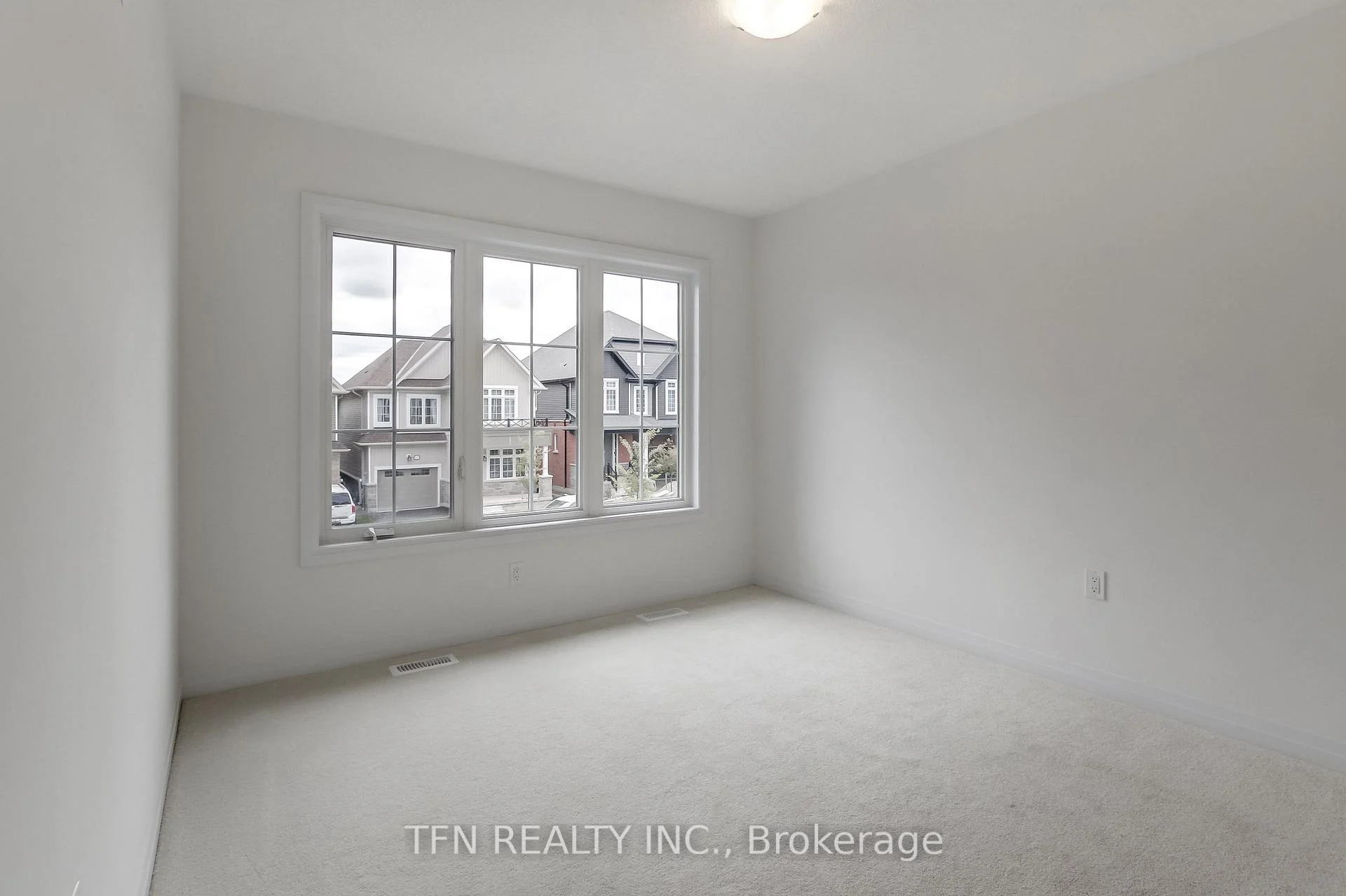 Photo 24 of 134 McGill Avenue, Erin — HOMEH