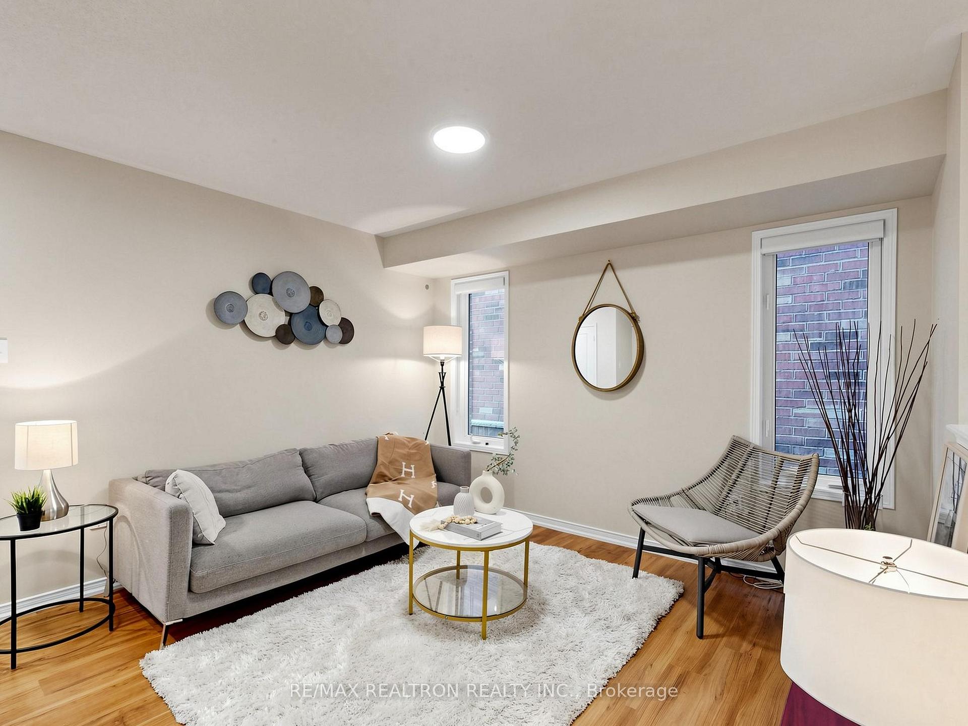 Photo 3 of 341 Morning Dove Drive, Markham, Cornell — HOMEH