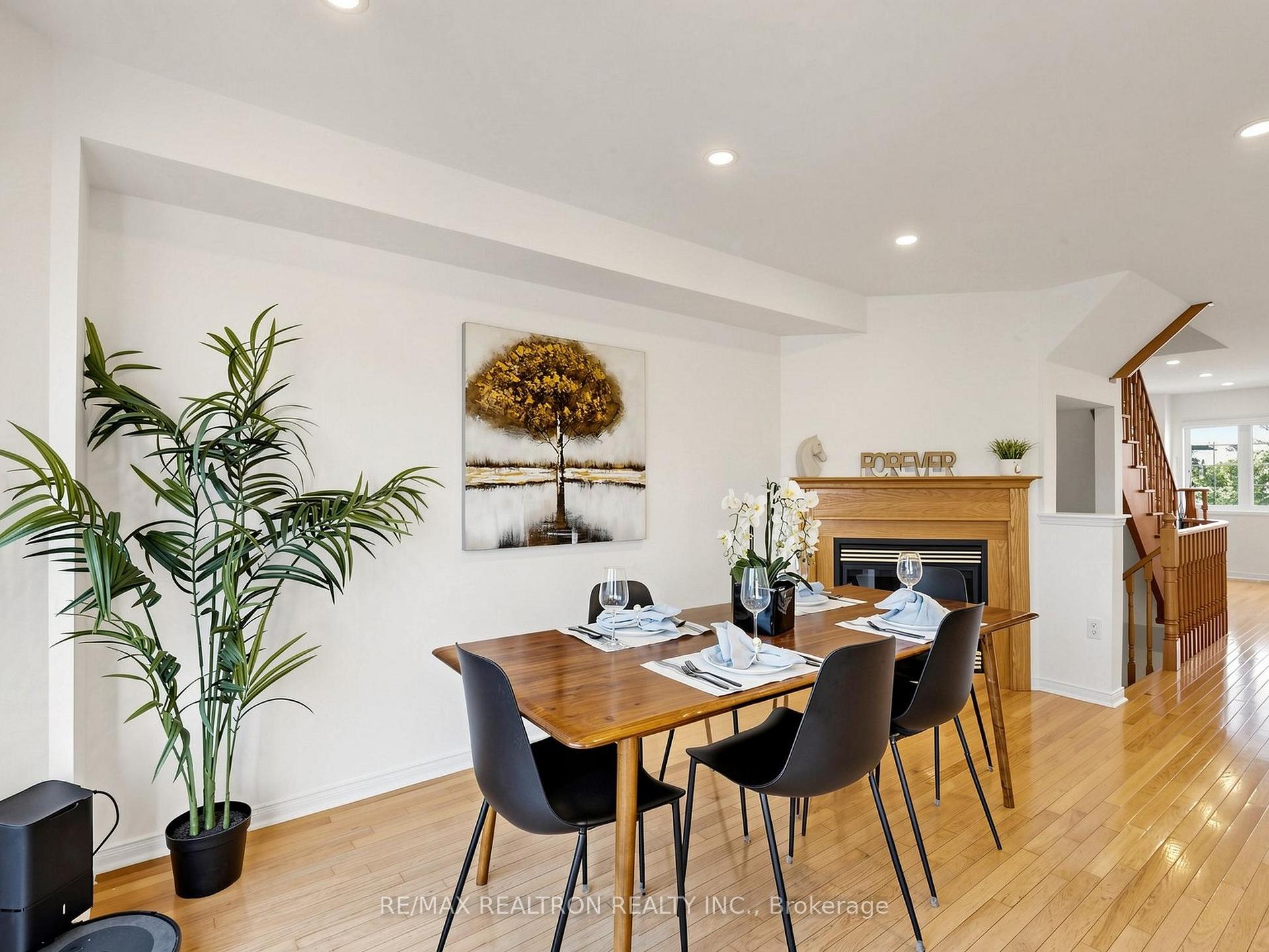 Photo 11 of 341 Morning Dove Drive, Markham, Cornell — HOMEH